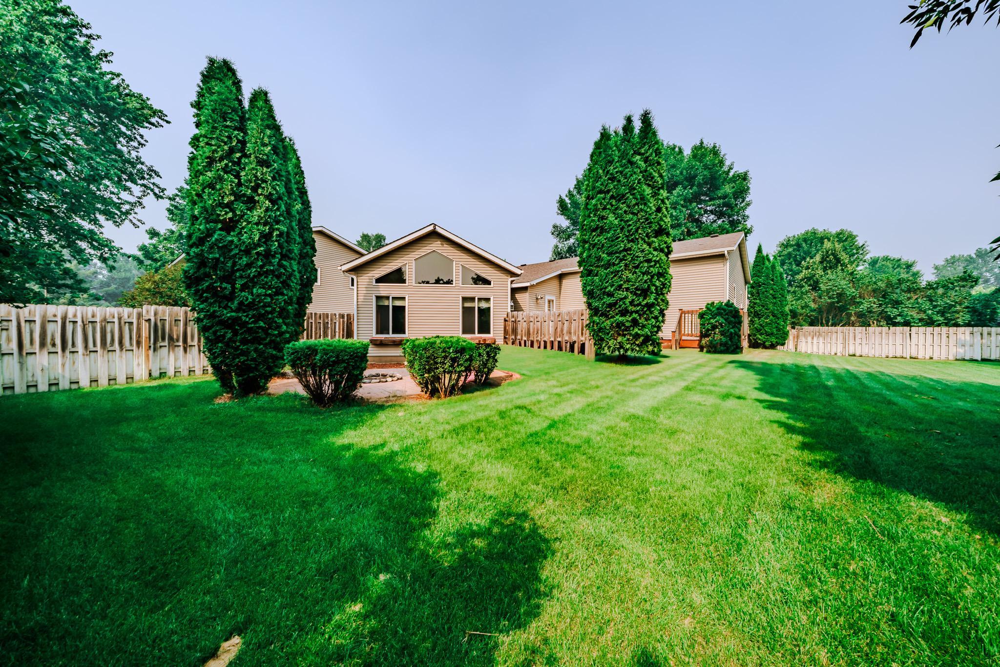 5708 Nightingale Court — photo