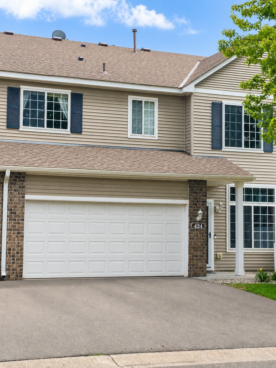 424 Frederick Circle 606 — photo