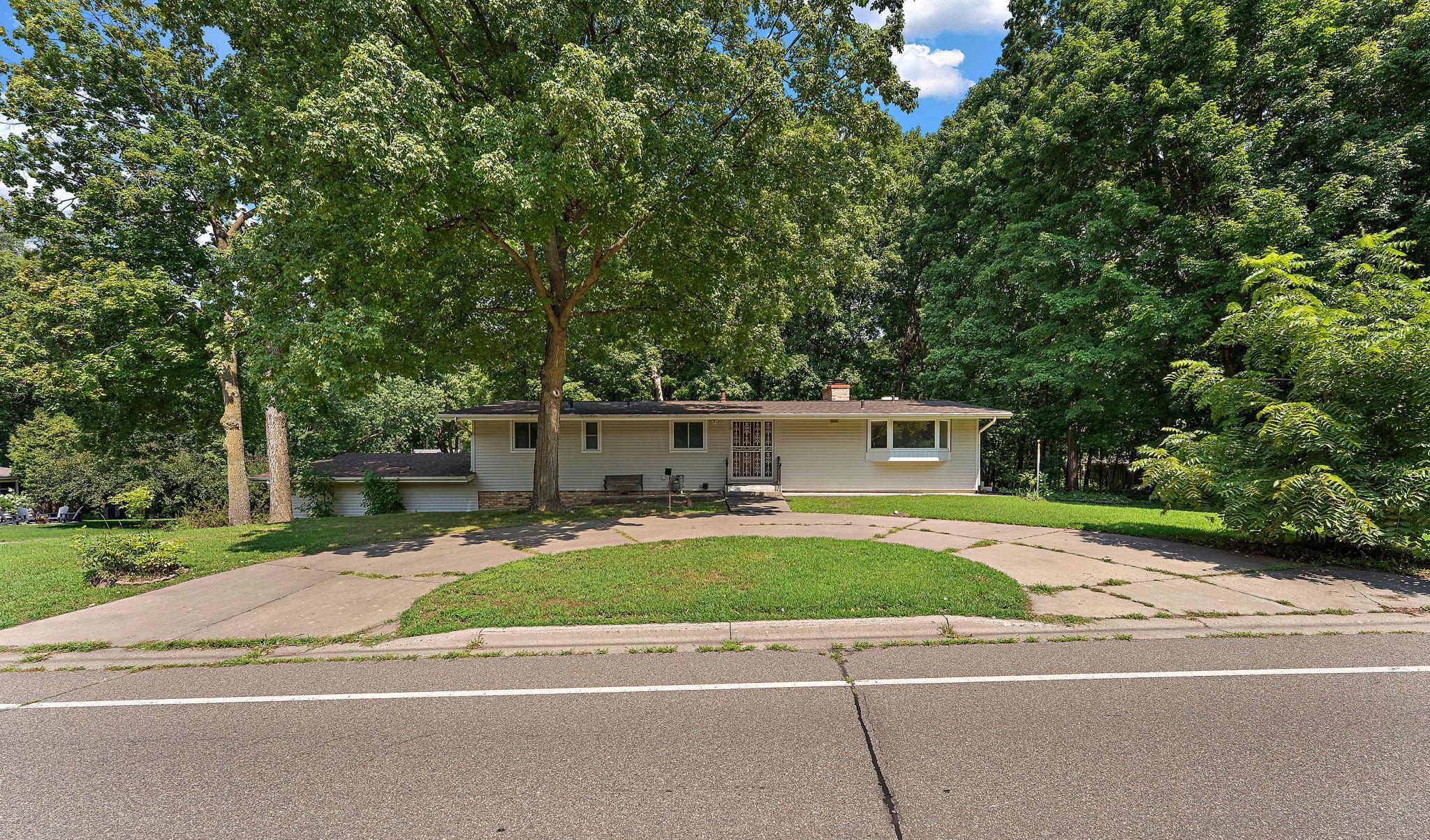 4125 Thrushwood Lane — photo