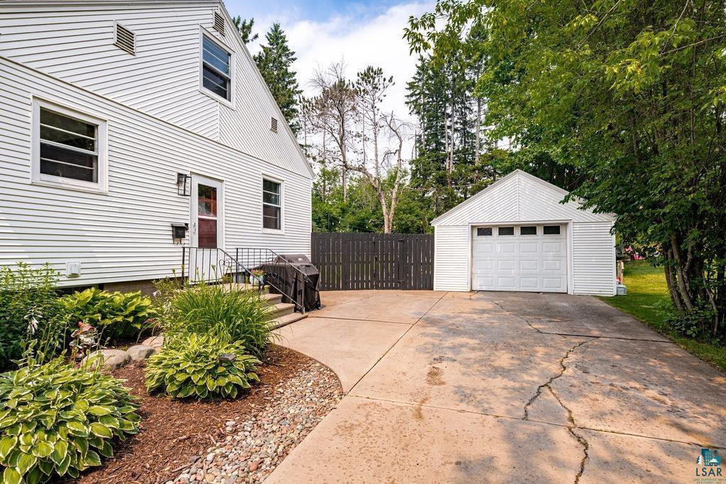 19 E Buffalo Street, Duluth, MN 55811 — photo 3