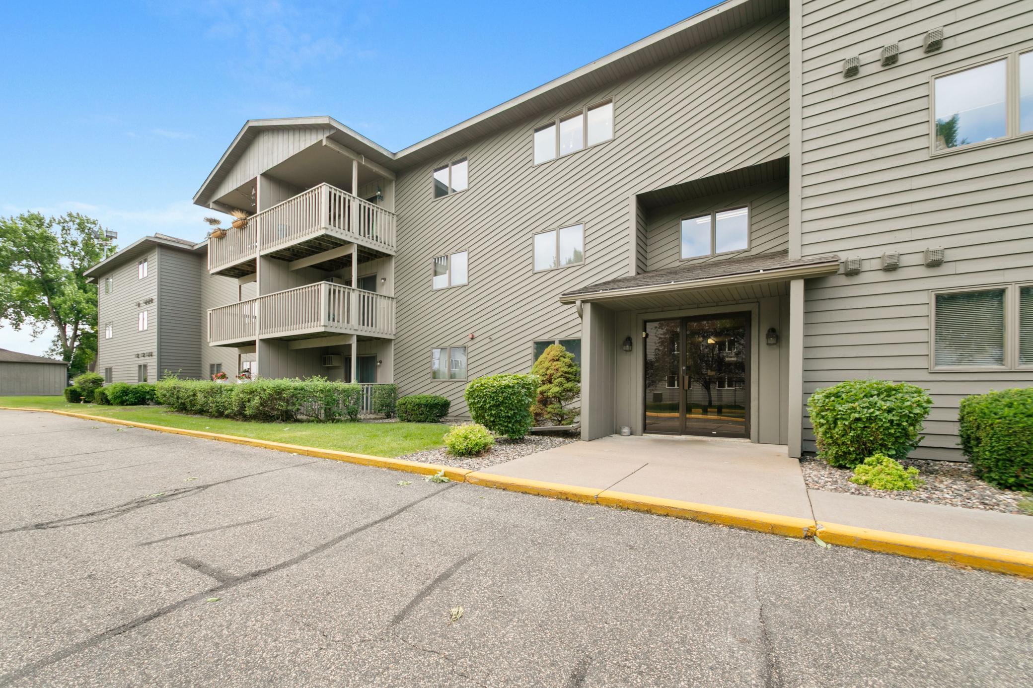 930 Lyn Way 203 — photo