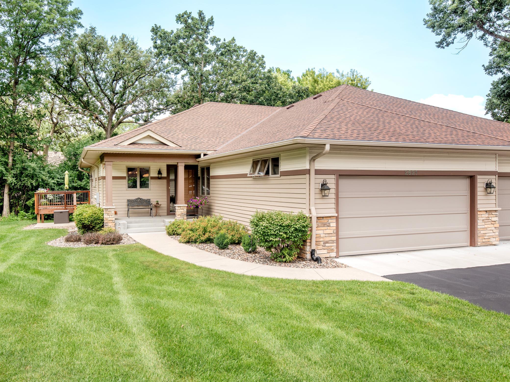 2621 Cardinal Court — photo