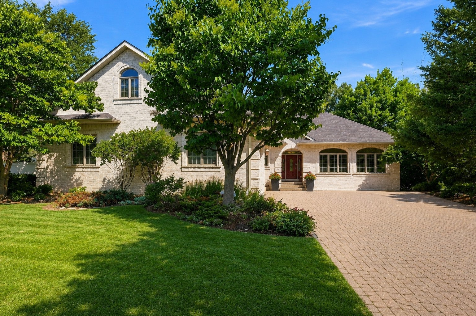 1084 Parkview Lane — photo