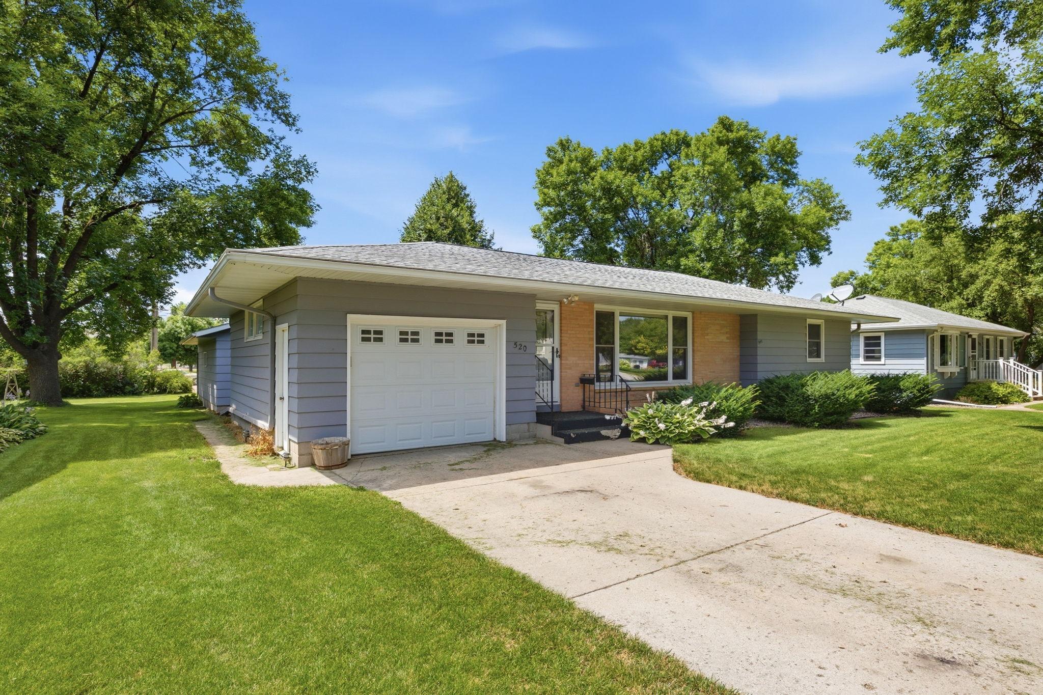 520 2nd Street E, Hector, MN 55342 — photo 2