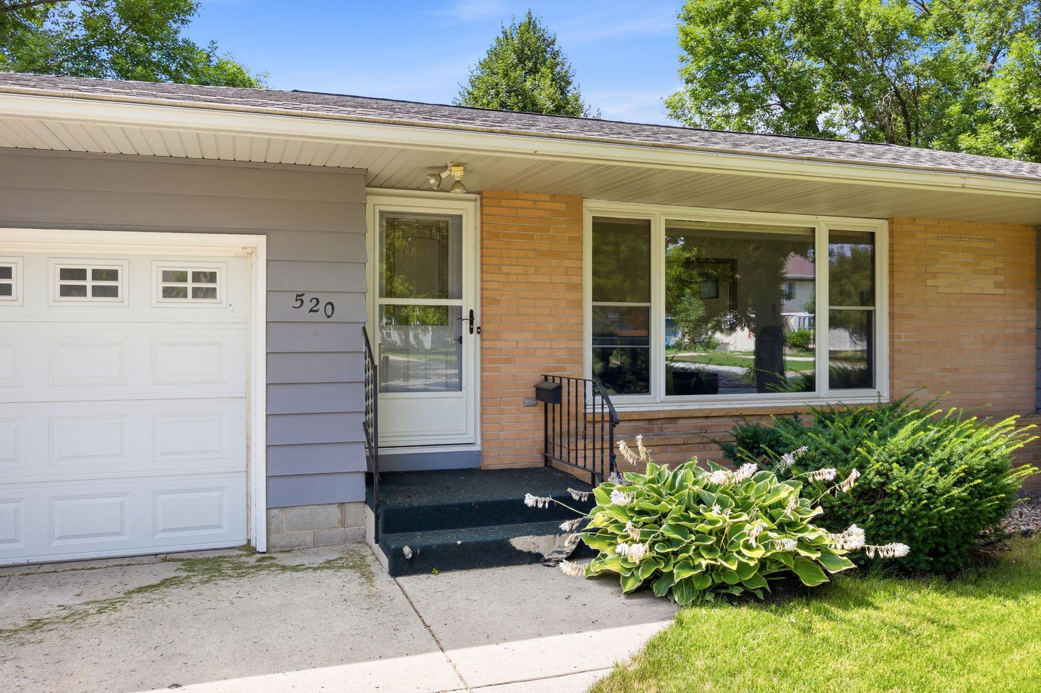 520 2nd Street E, Hector, MN 55342 — photo 3