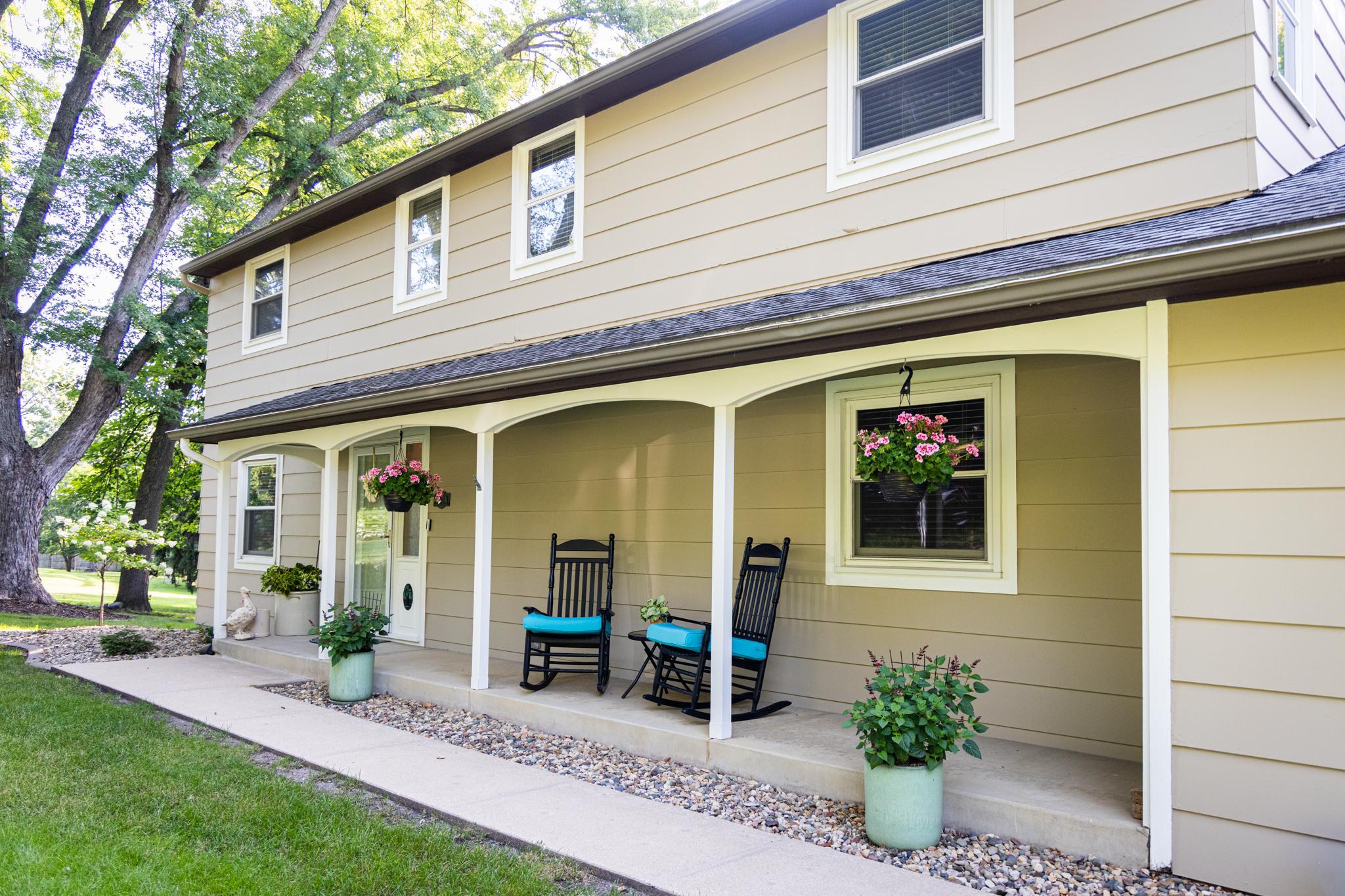 1440 Woodland Drive SW — photo