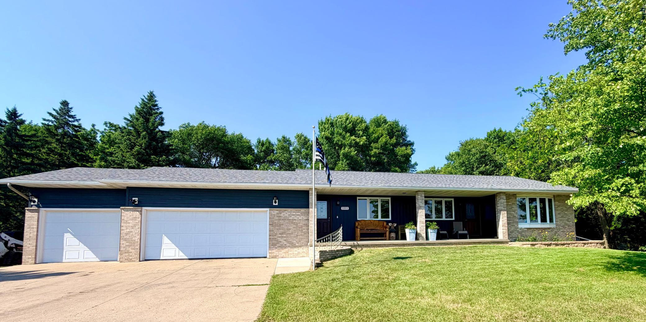 101 Texas Lane — photo