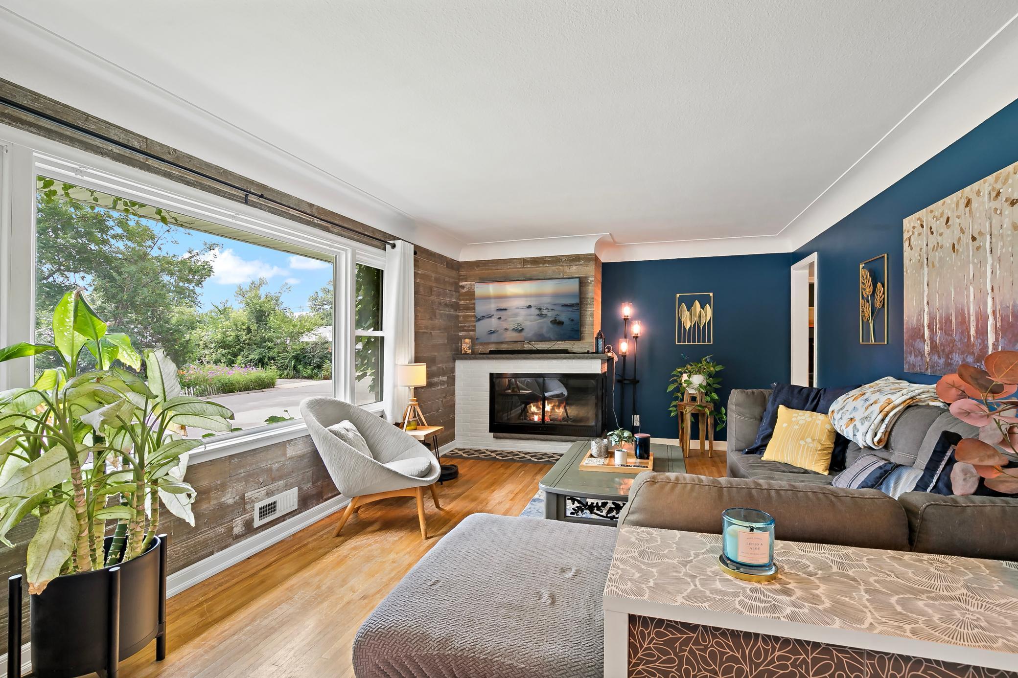 7144 Harriet Avenue — photo