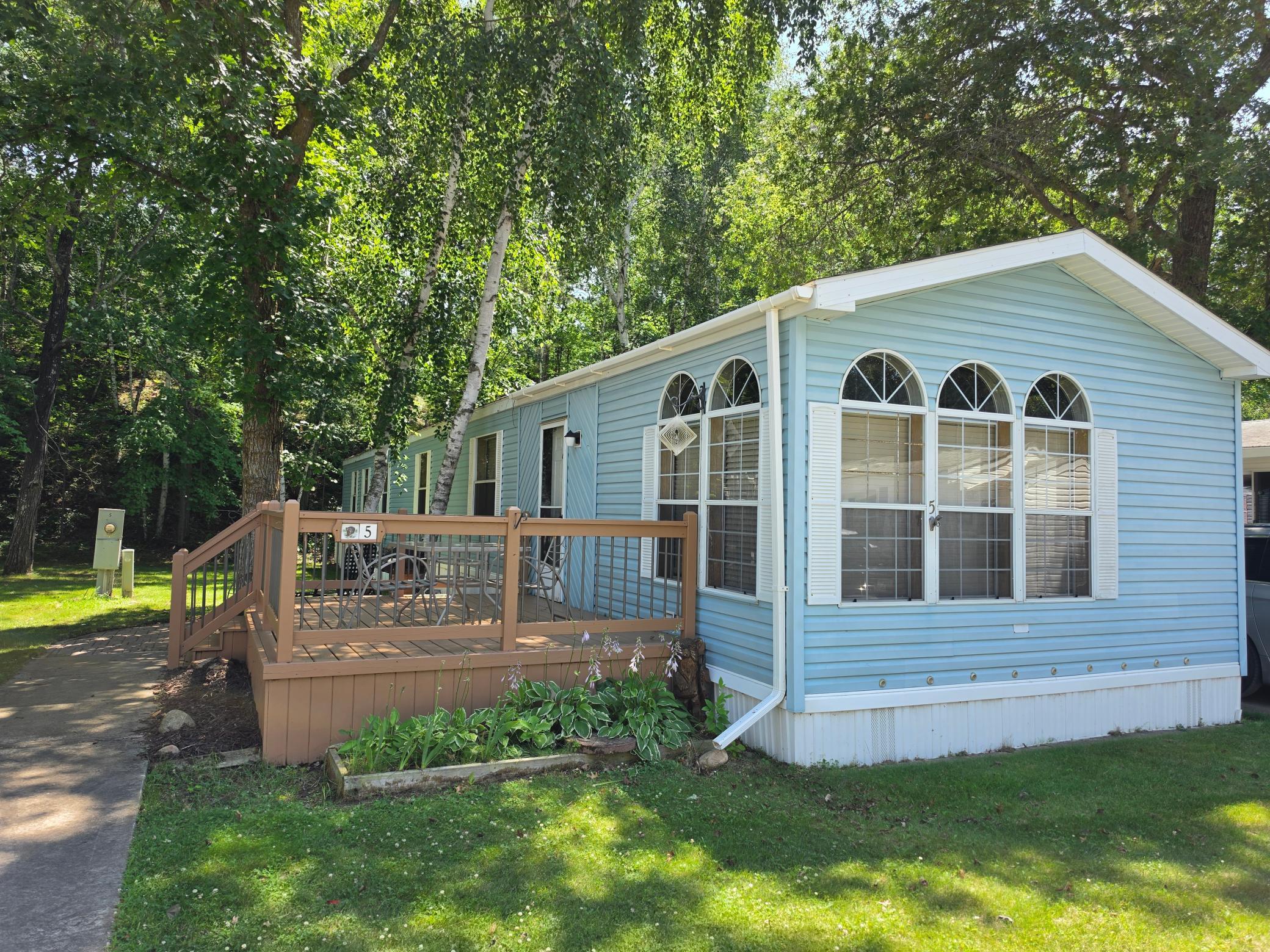 20403 County 1 #5 5 — photo