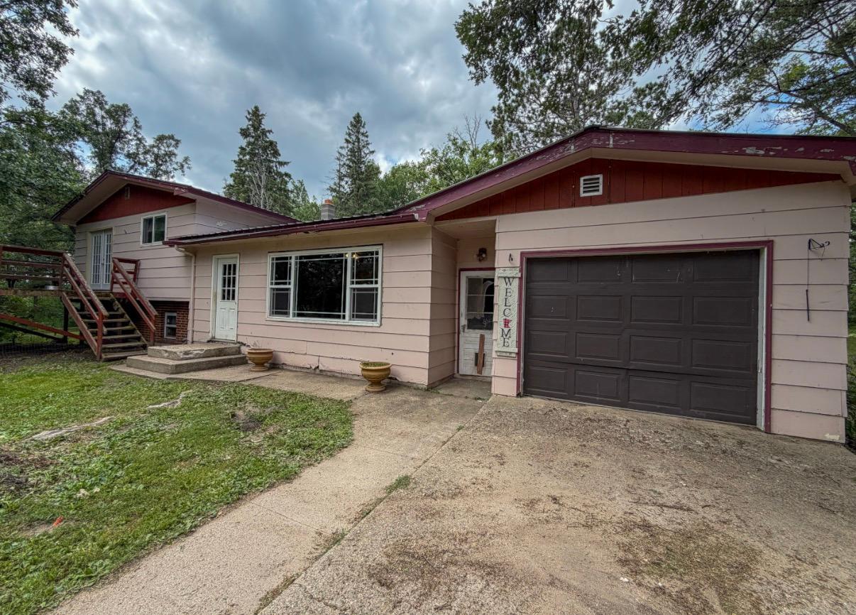 42869 County 2 — photo