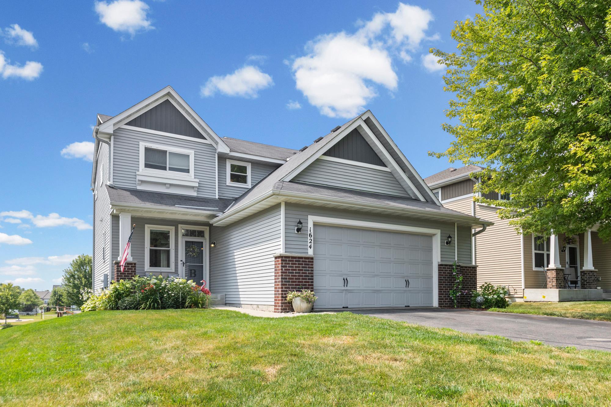 1624 Hackberry Court — photo