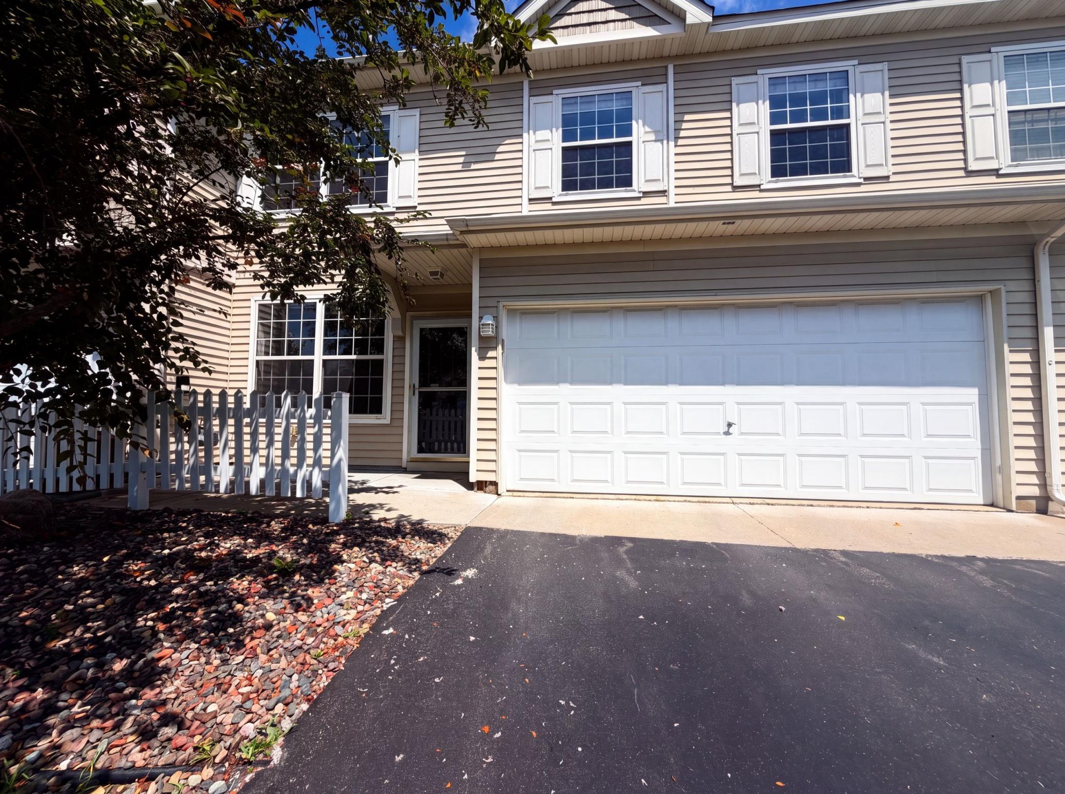 5221 Robin Lane 179 — photo