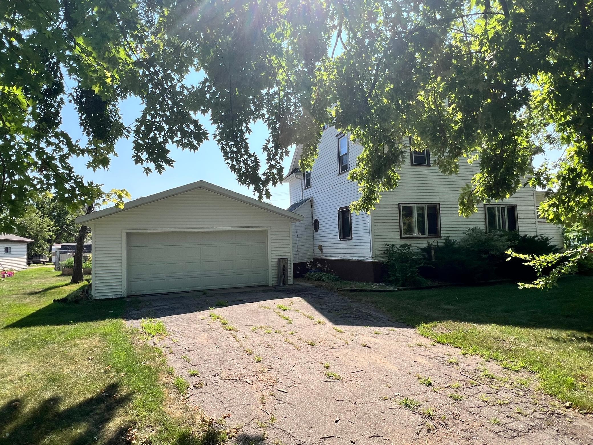 304 E 4th Street, Madison, MN 56256 — photo 2