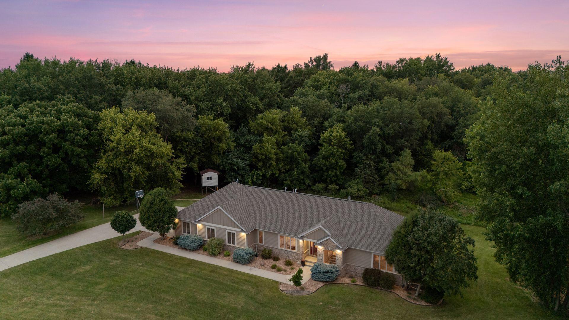 1057 Ridge Crest Lane NW, Rochester, MN 55901 — photo 2