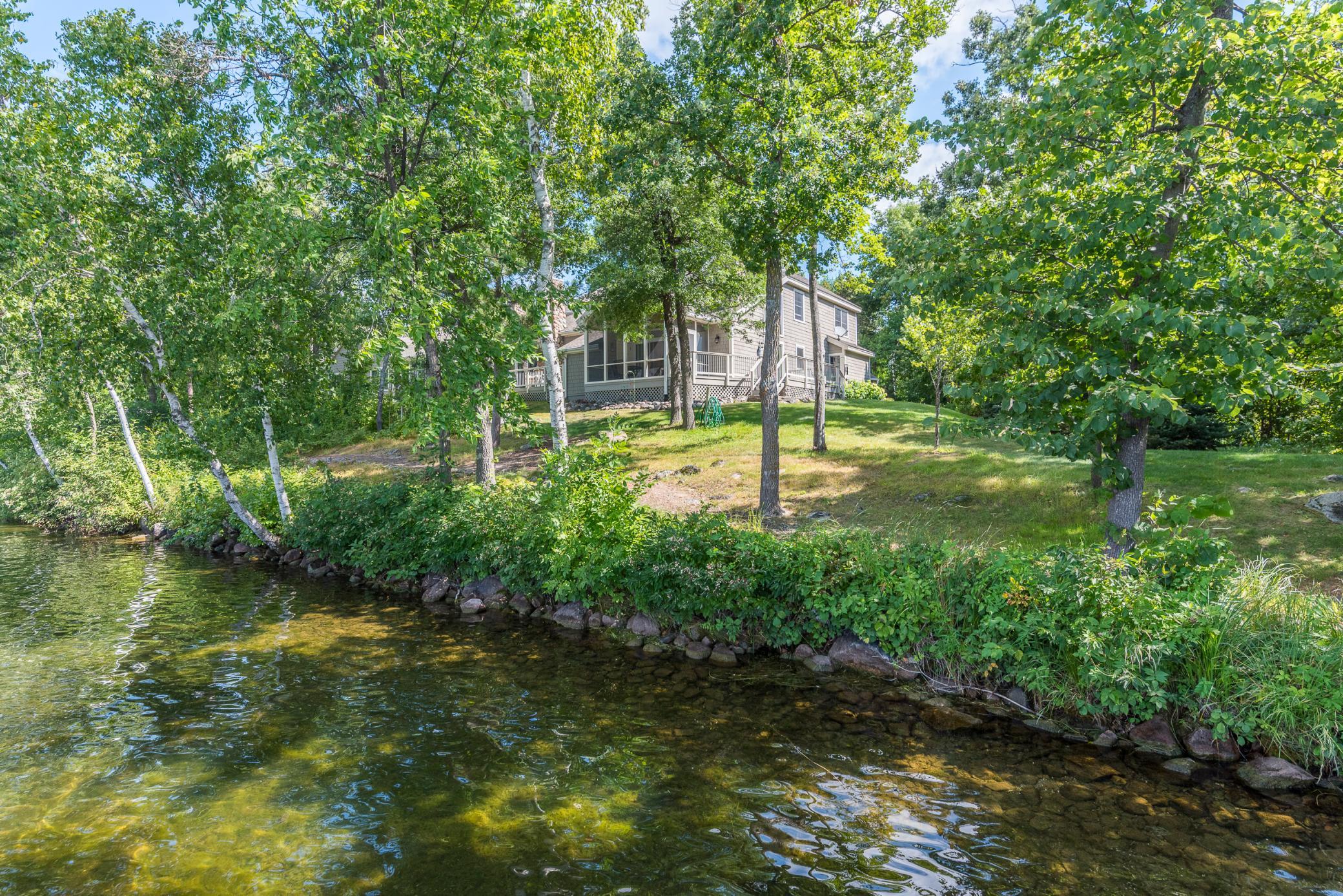 1399 E Pointe Drive — photo