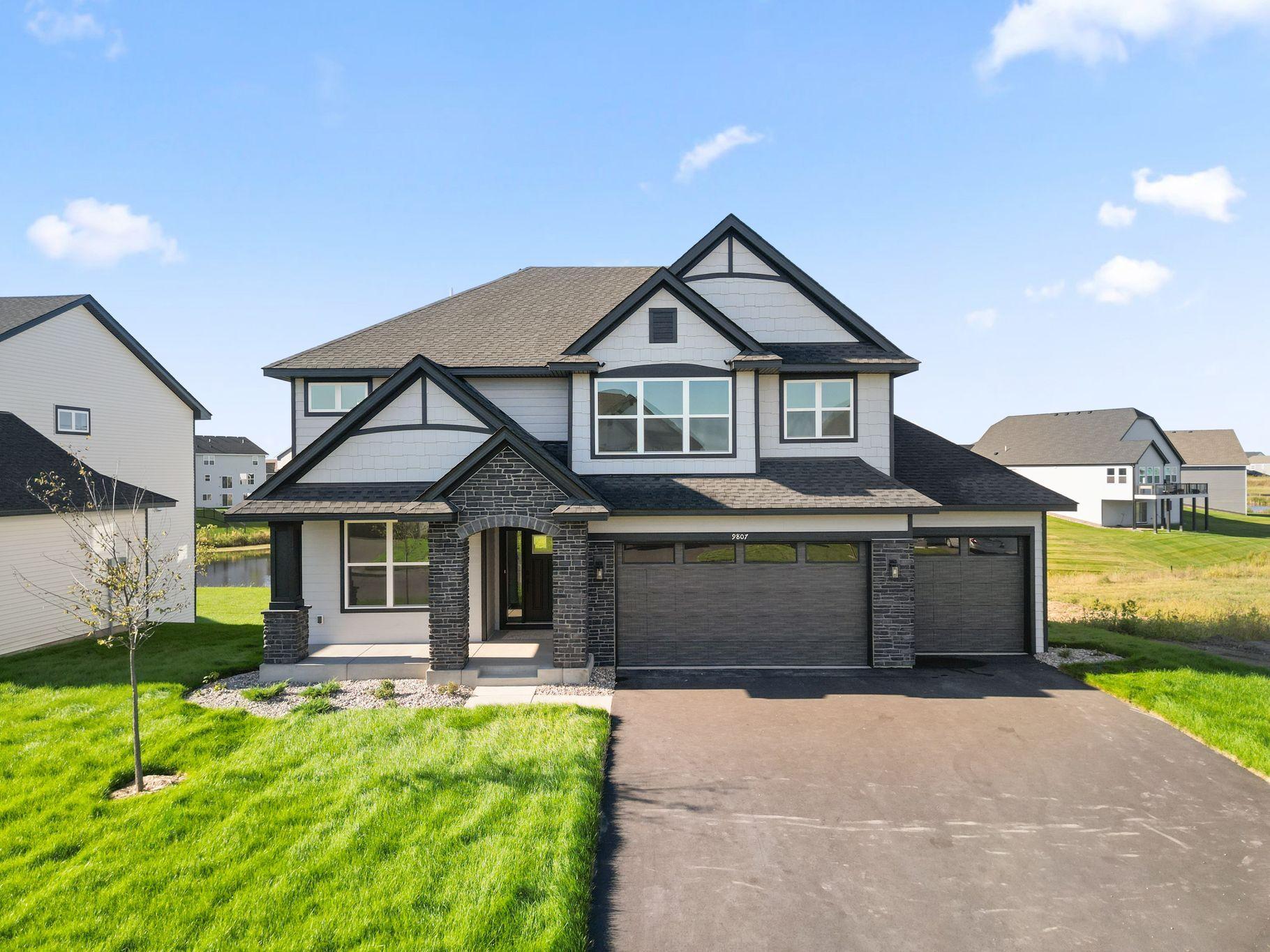 9807 49th Place NE — photo