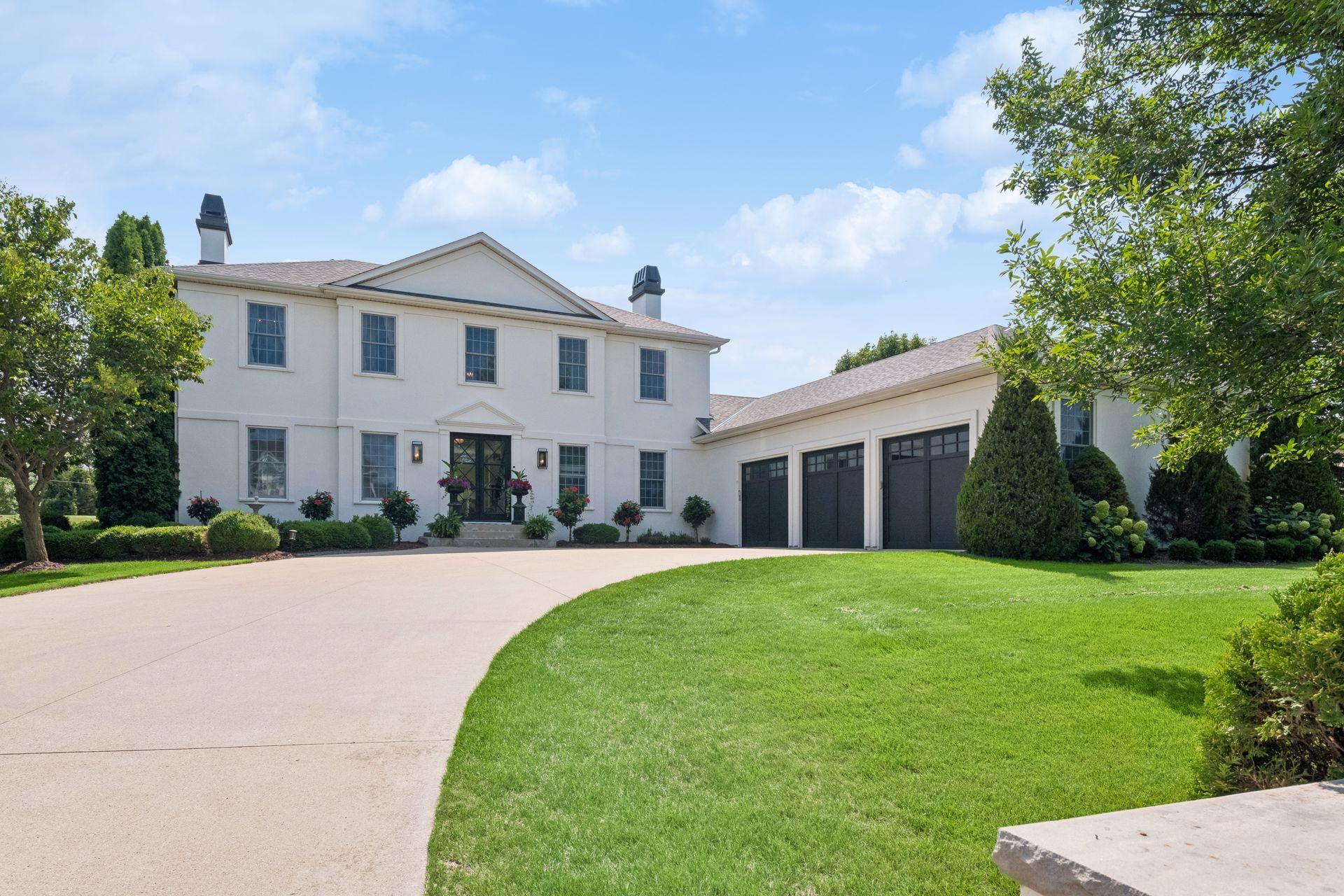 8585 Kelzer Pond Drive — photo