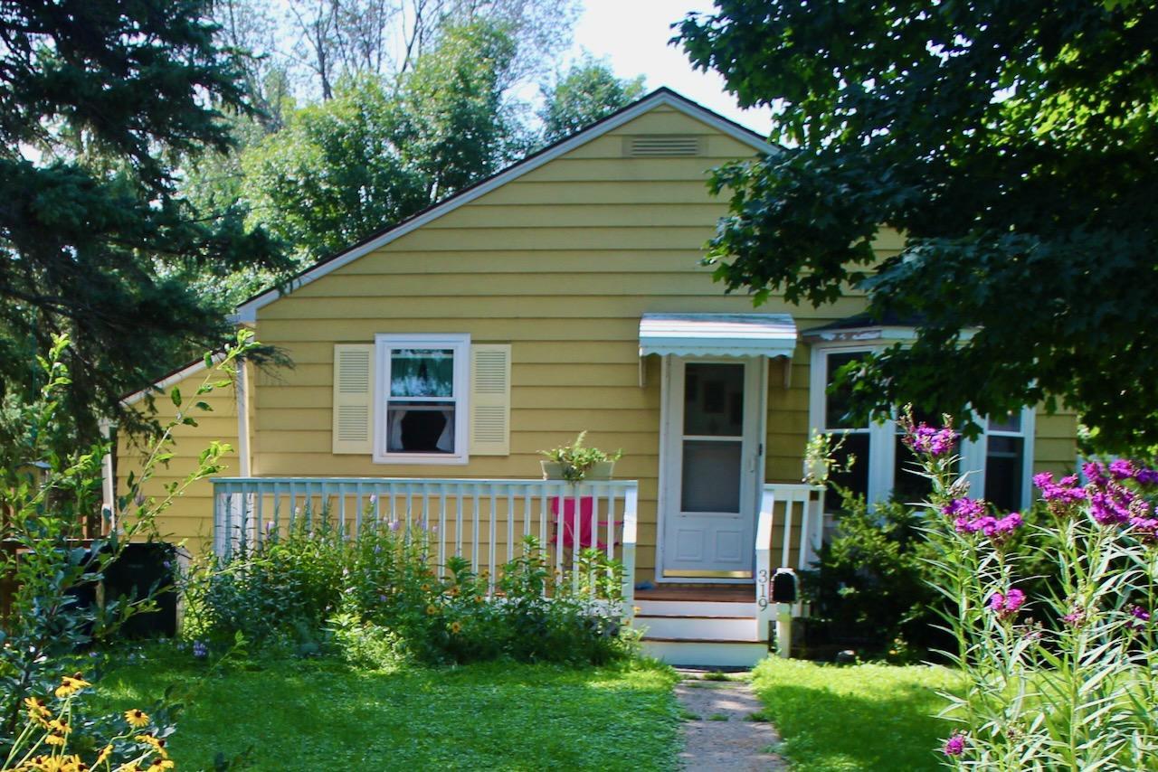 319 W Douglas Avenue — photo