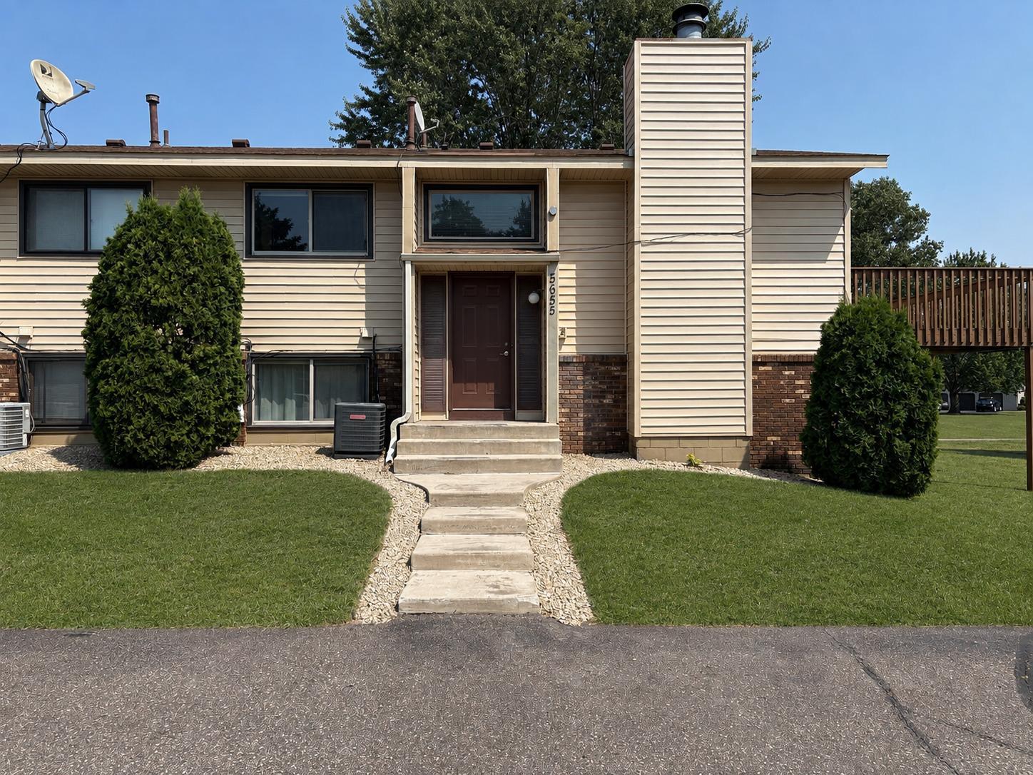 5655 Otter View Trail — photo