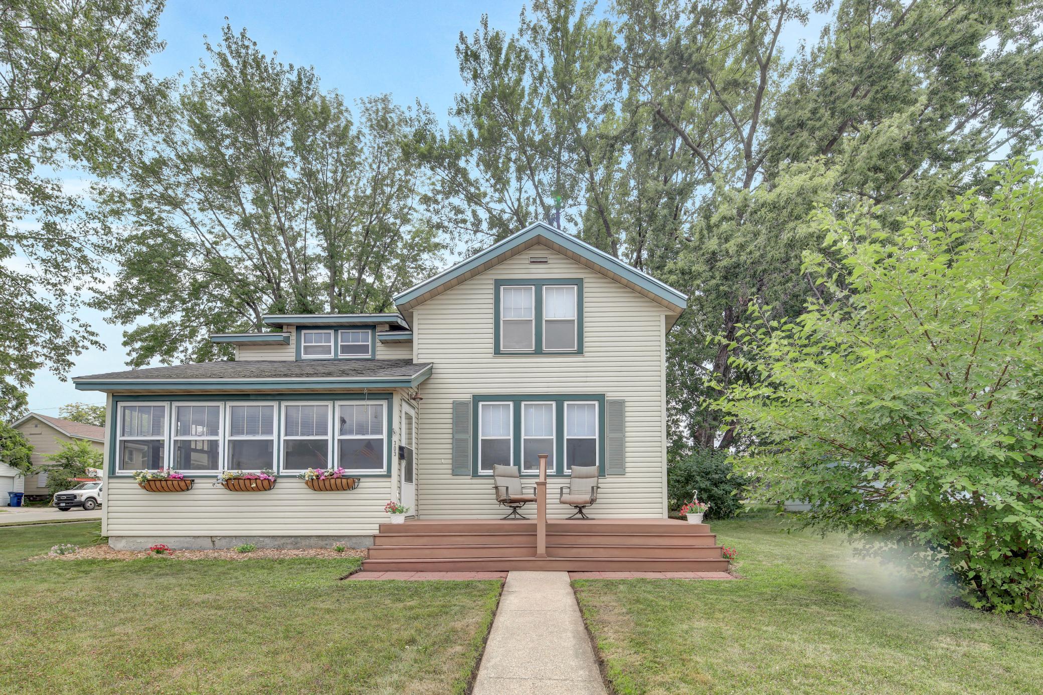 303 N Lakeshore Drive — photo
