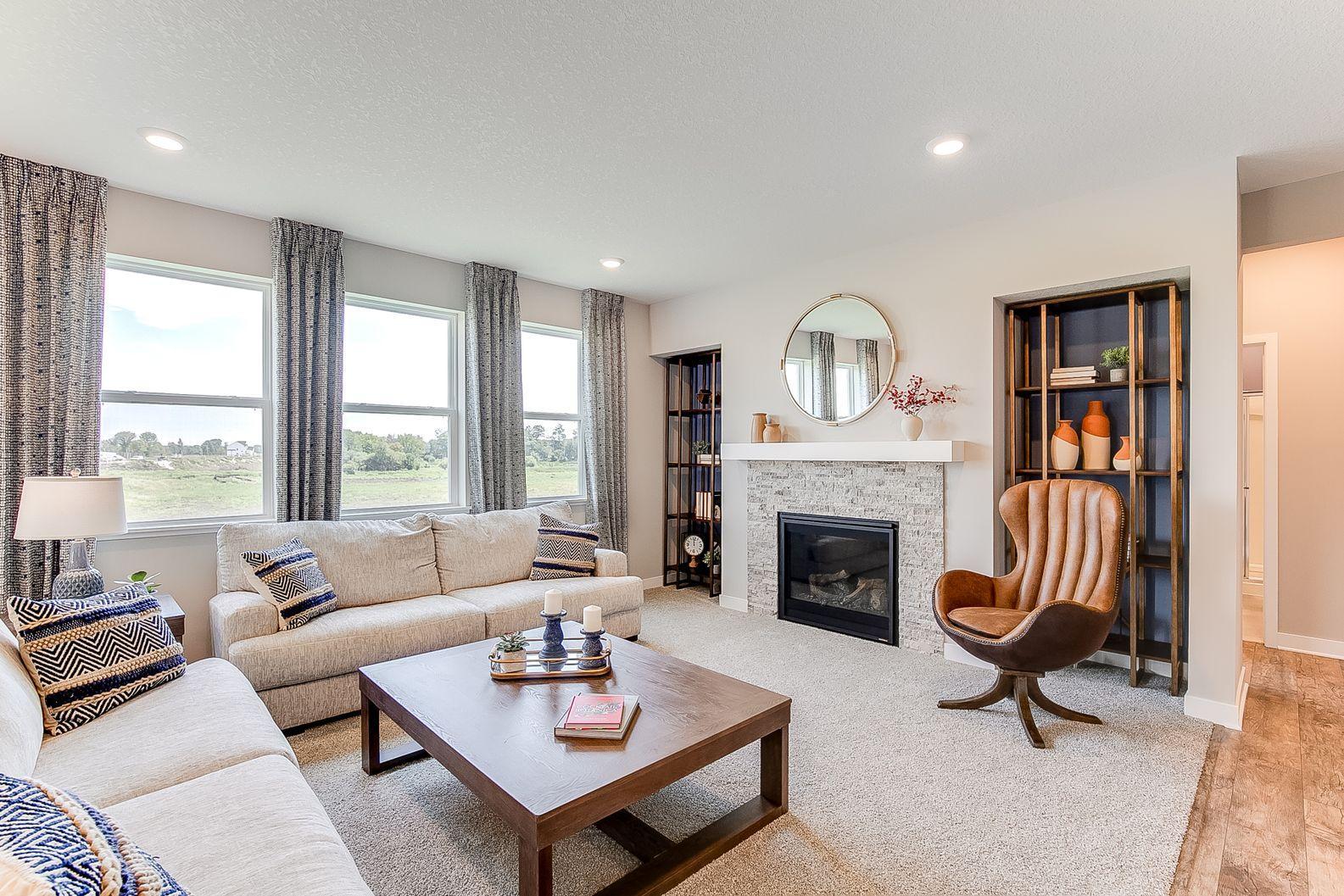 1717 Oak Creek Pass — photo