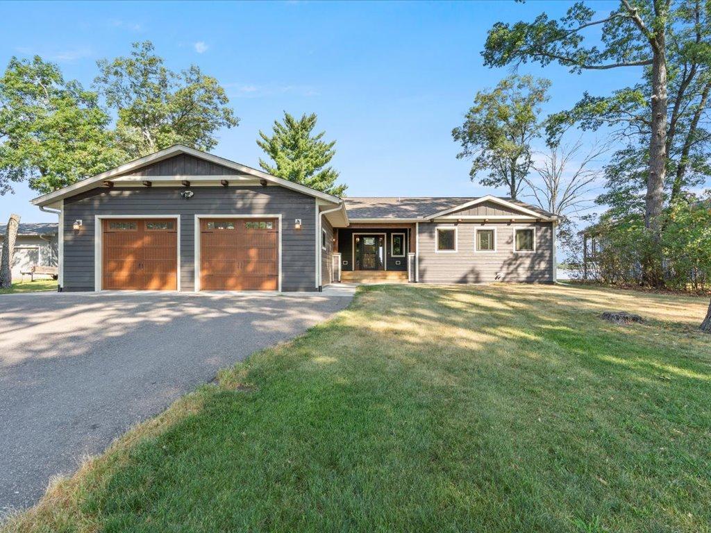 13607 Maplewood Drive — photo