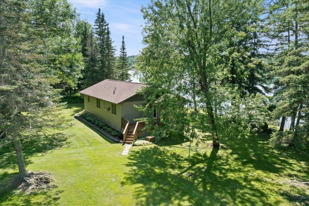 5163 Howard Lake Trail NW — photo