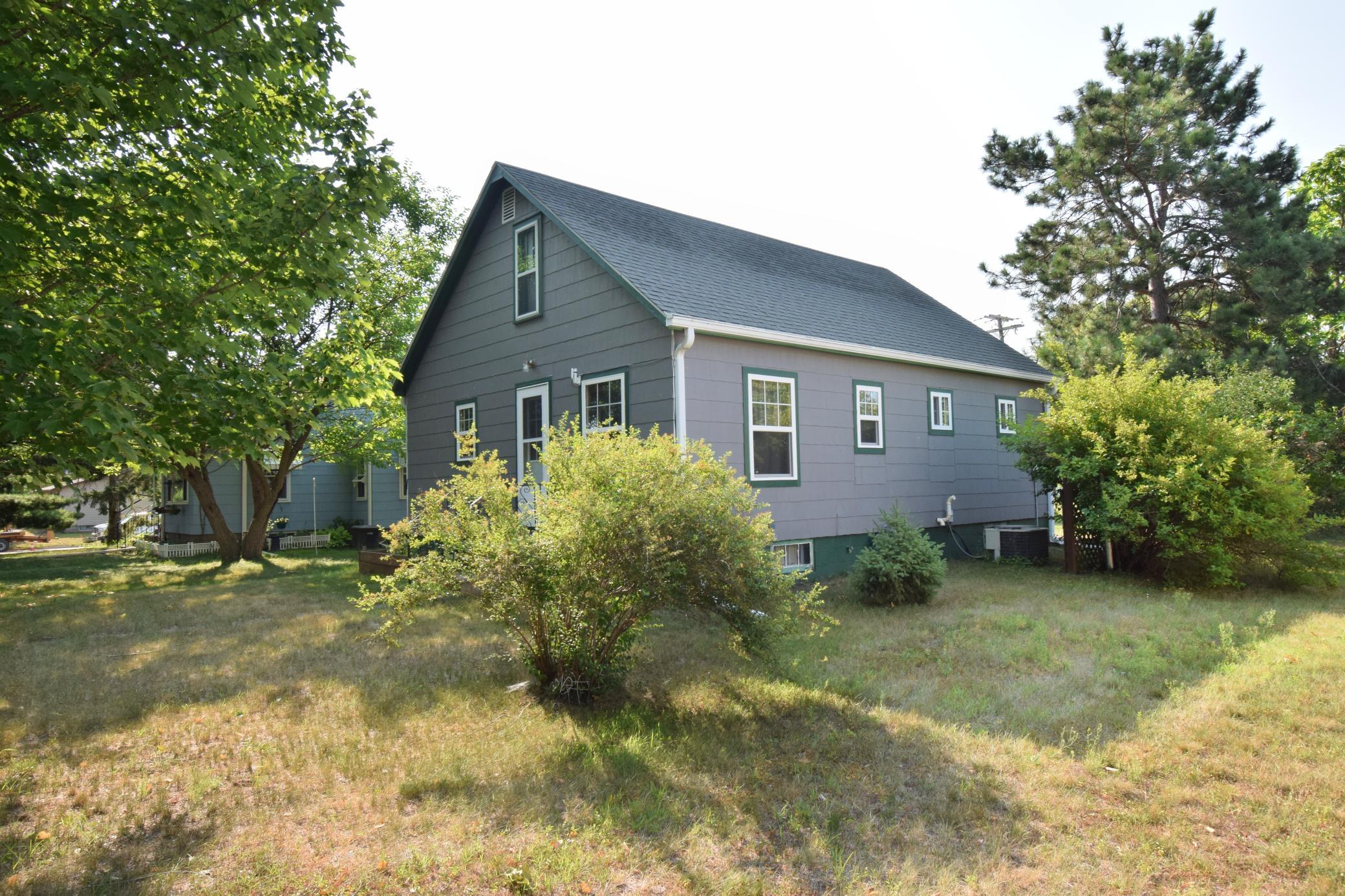 7637 County Road B — photo