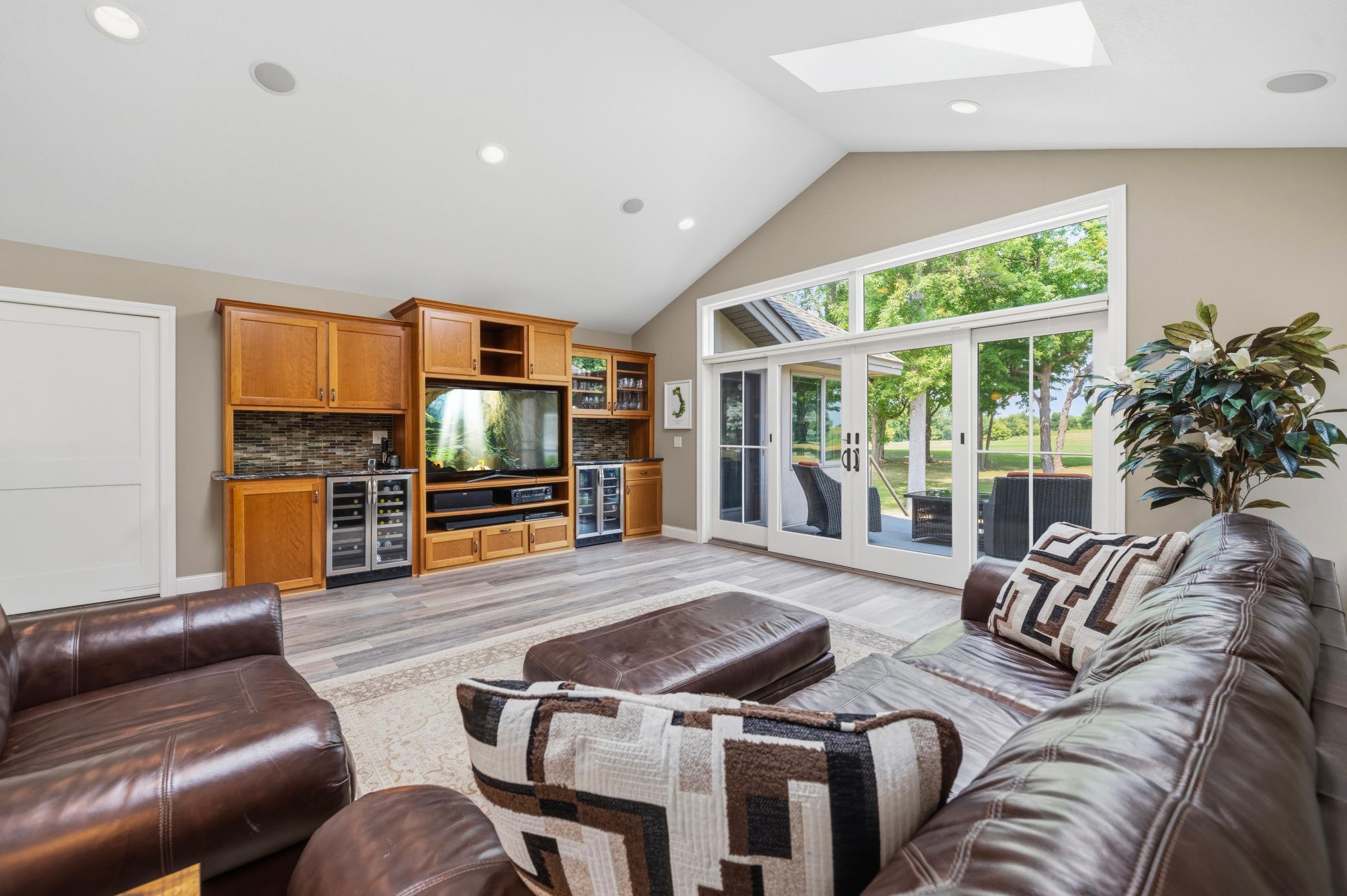 3935 Geneva Golf Club Drive NE — photo
