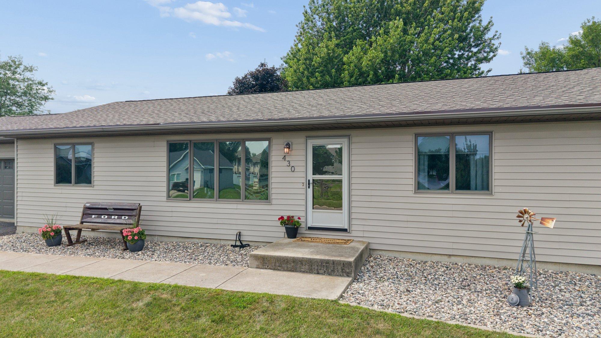 430 9th Street E, Hector, MN 55342 — photo 2