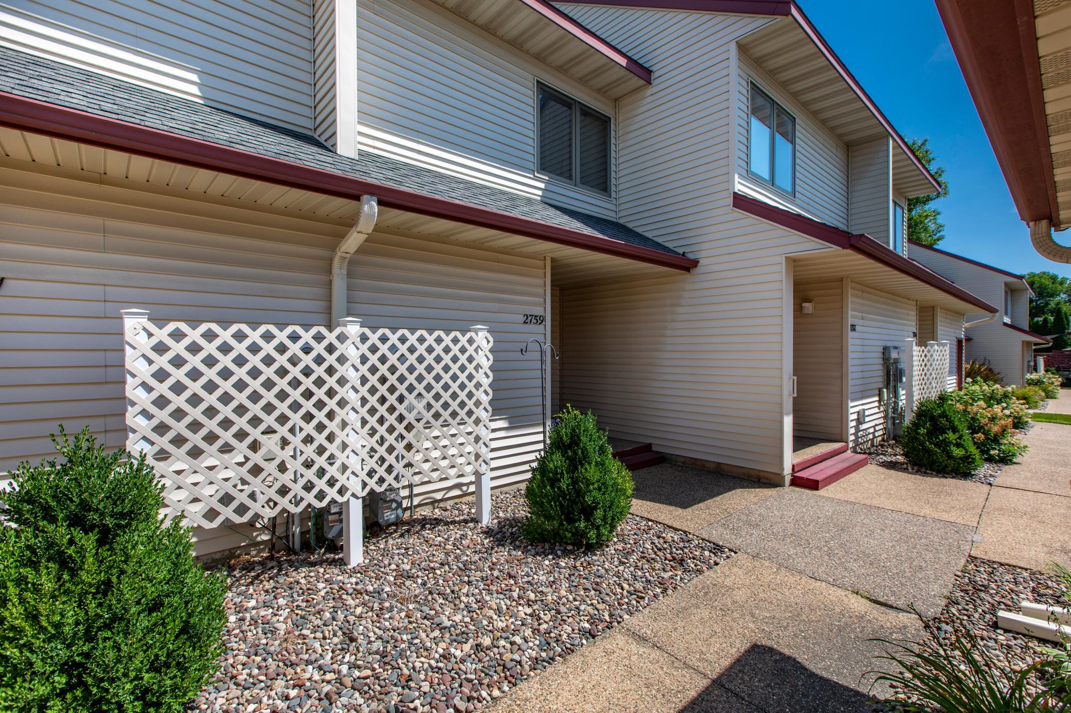 2759 Charles Court NW — photo