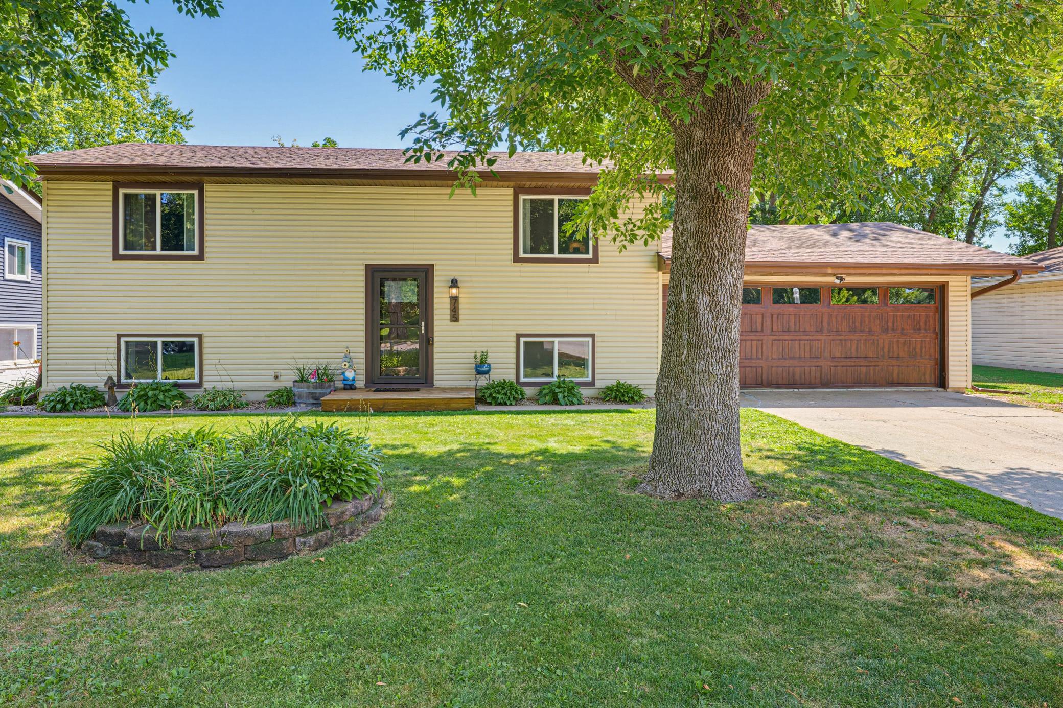 745 Dale Street SW — photo