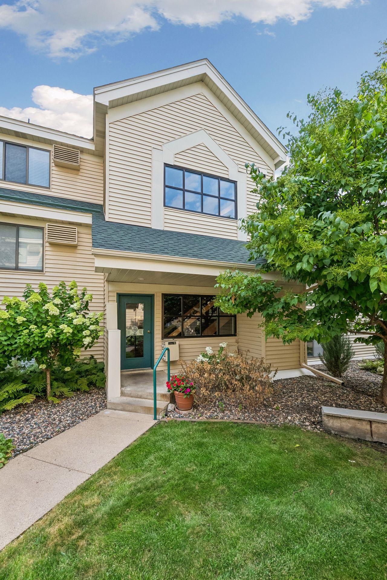 7605 Edinborough Way 6119 — photo