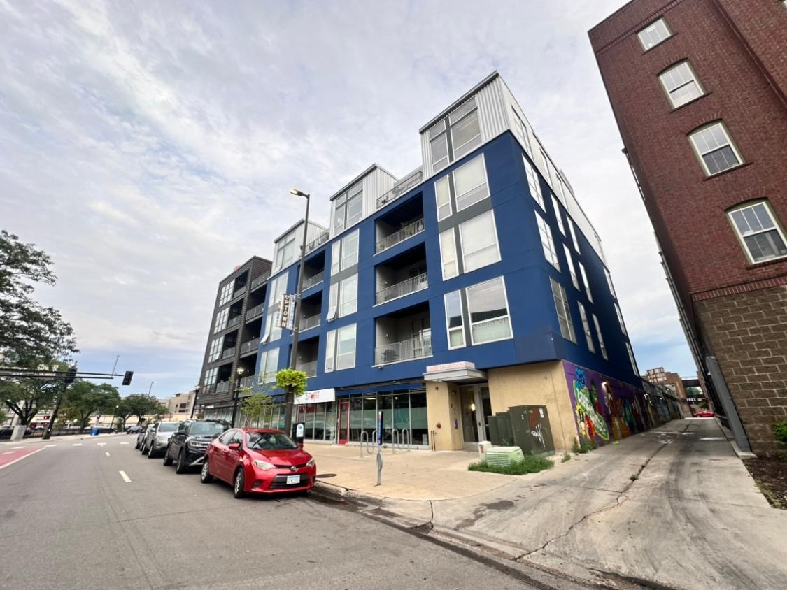 1211 Lagoon Avenue 405 — photo