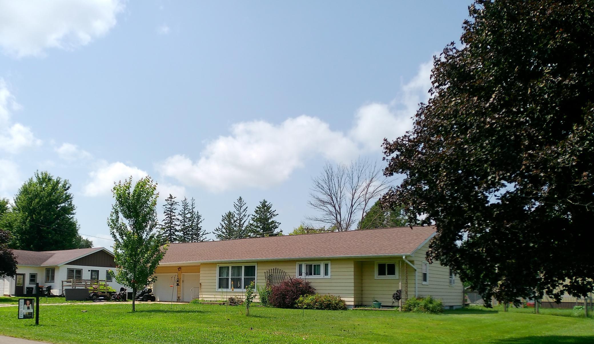 110 Robert Street — photo