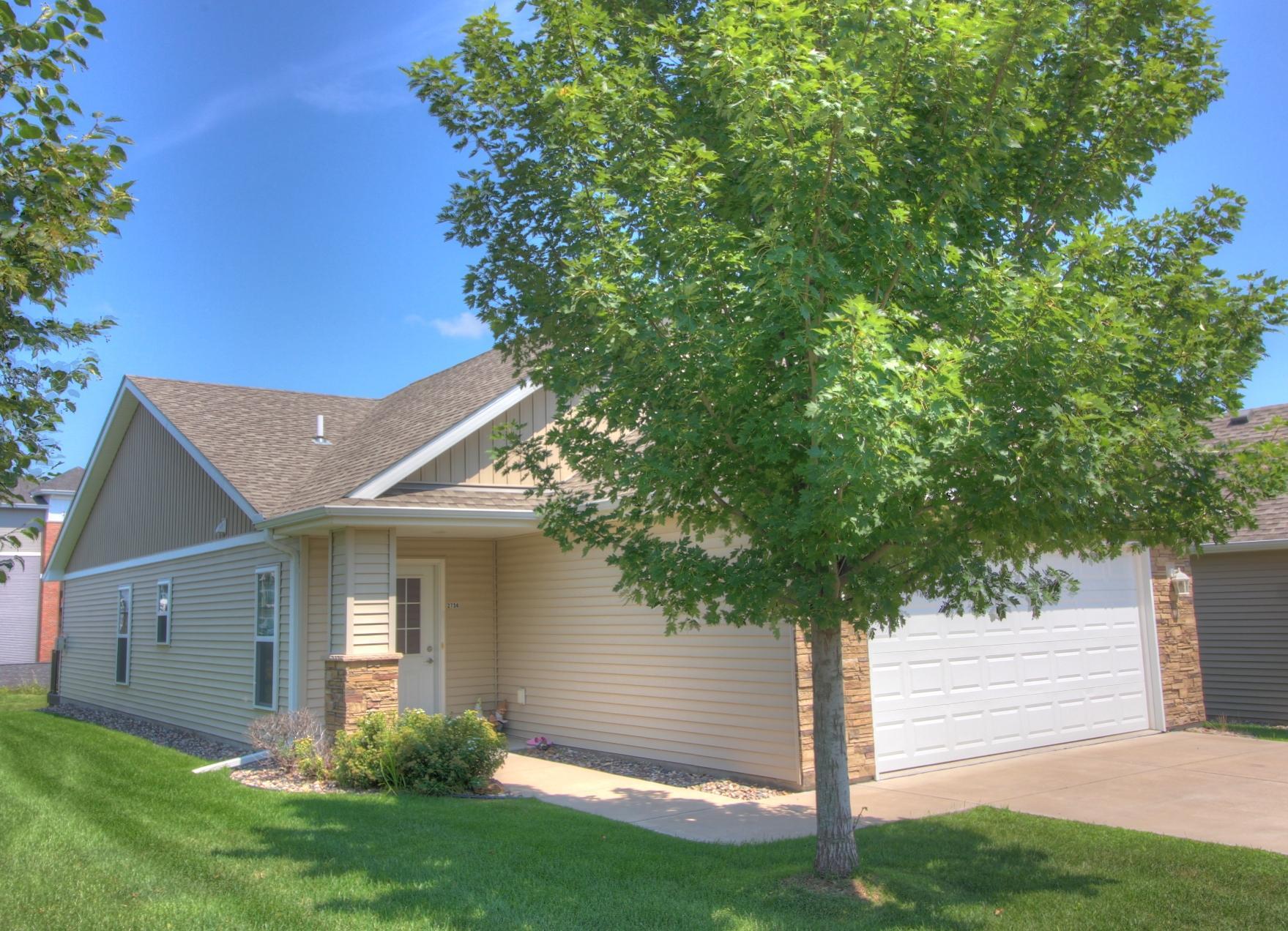 2734 Ridgeview Drive, Red Wing, MN 55066 — photo 2