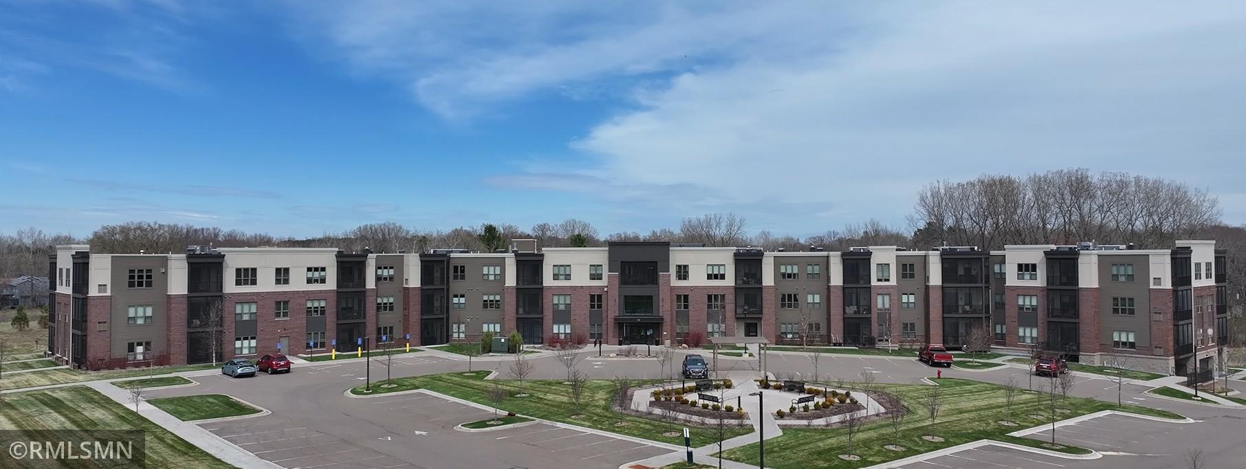 114 Brick Street S 207 — photo