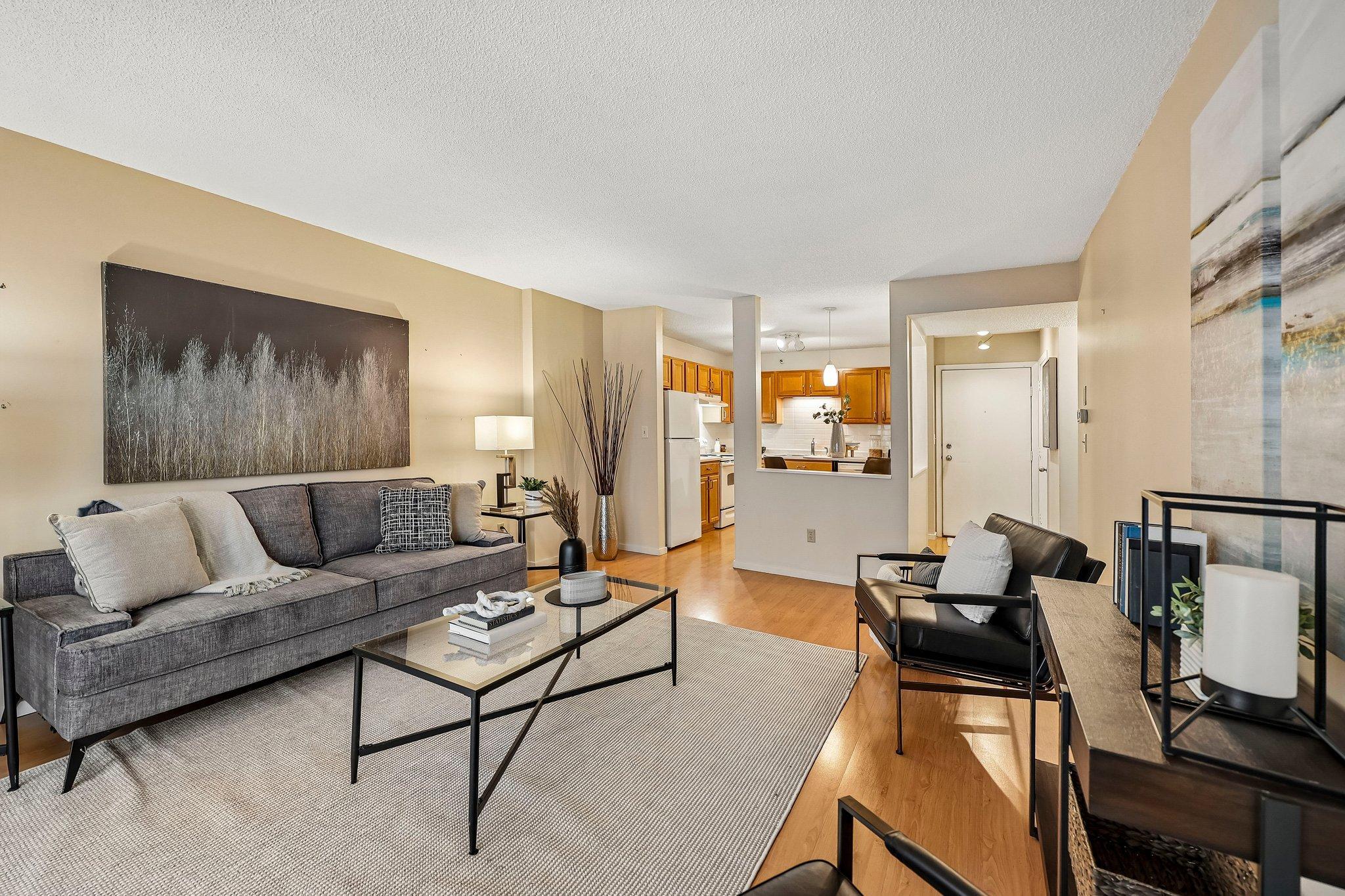 121 Washington Avenue S 1407 — photo