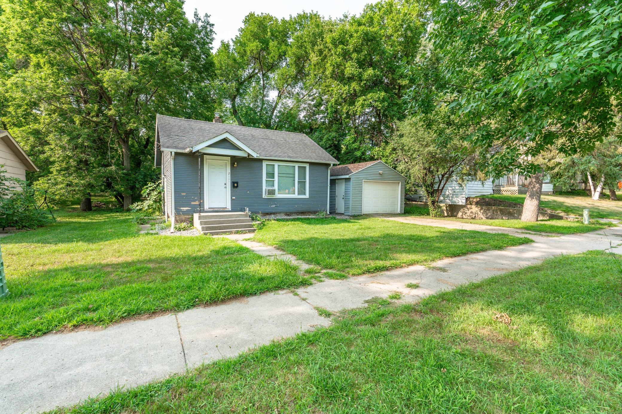 211 W Channing Avenue — photo