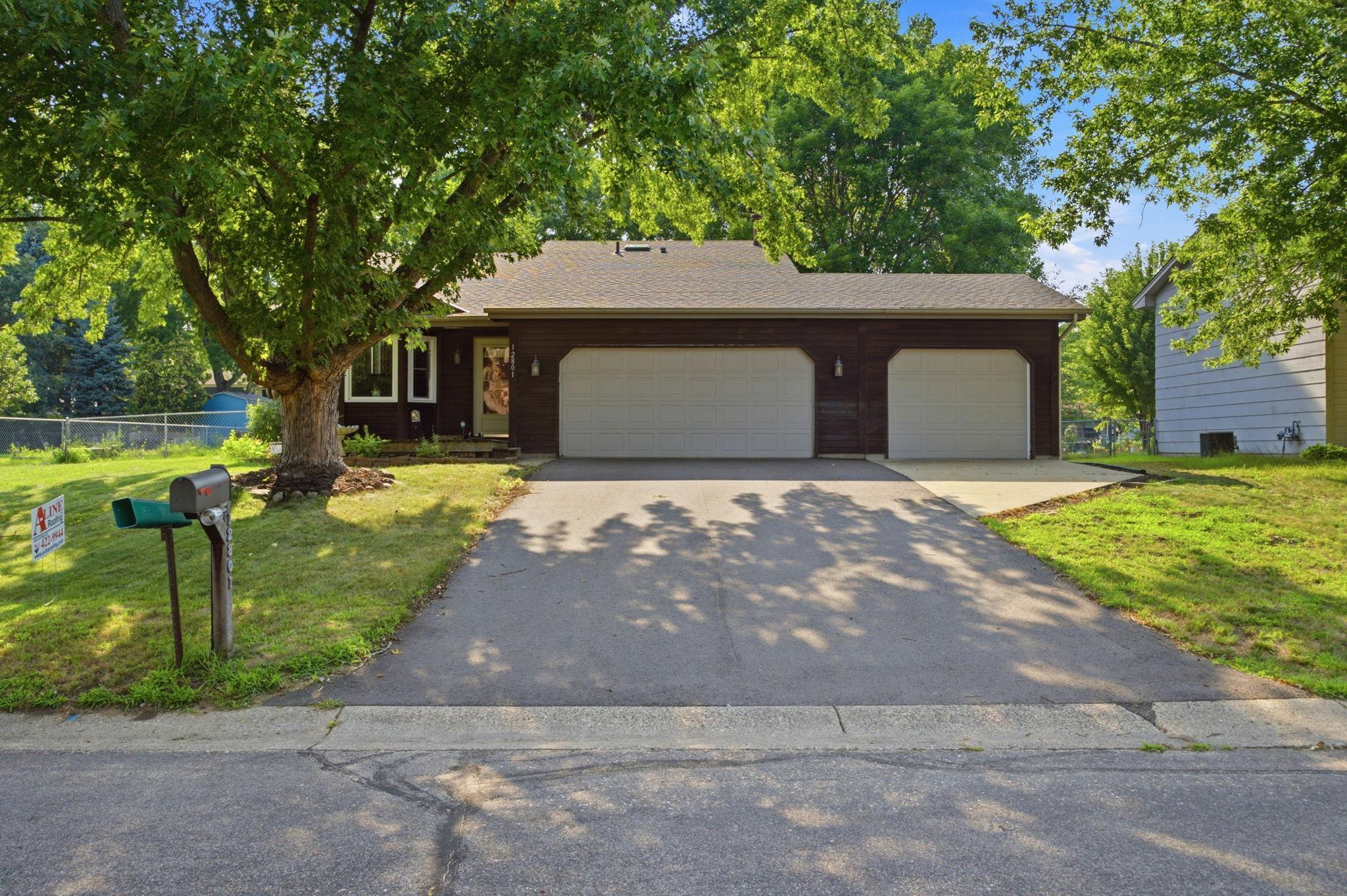 12801 Belle Aire Drive — photo