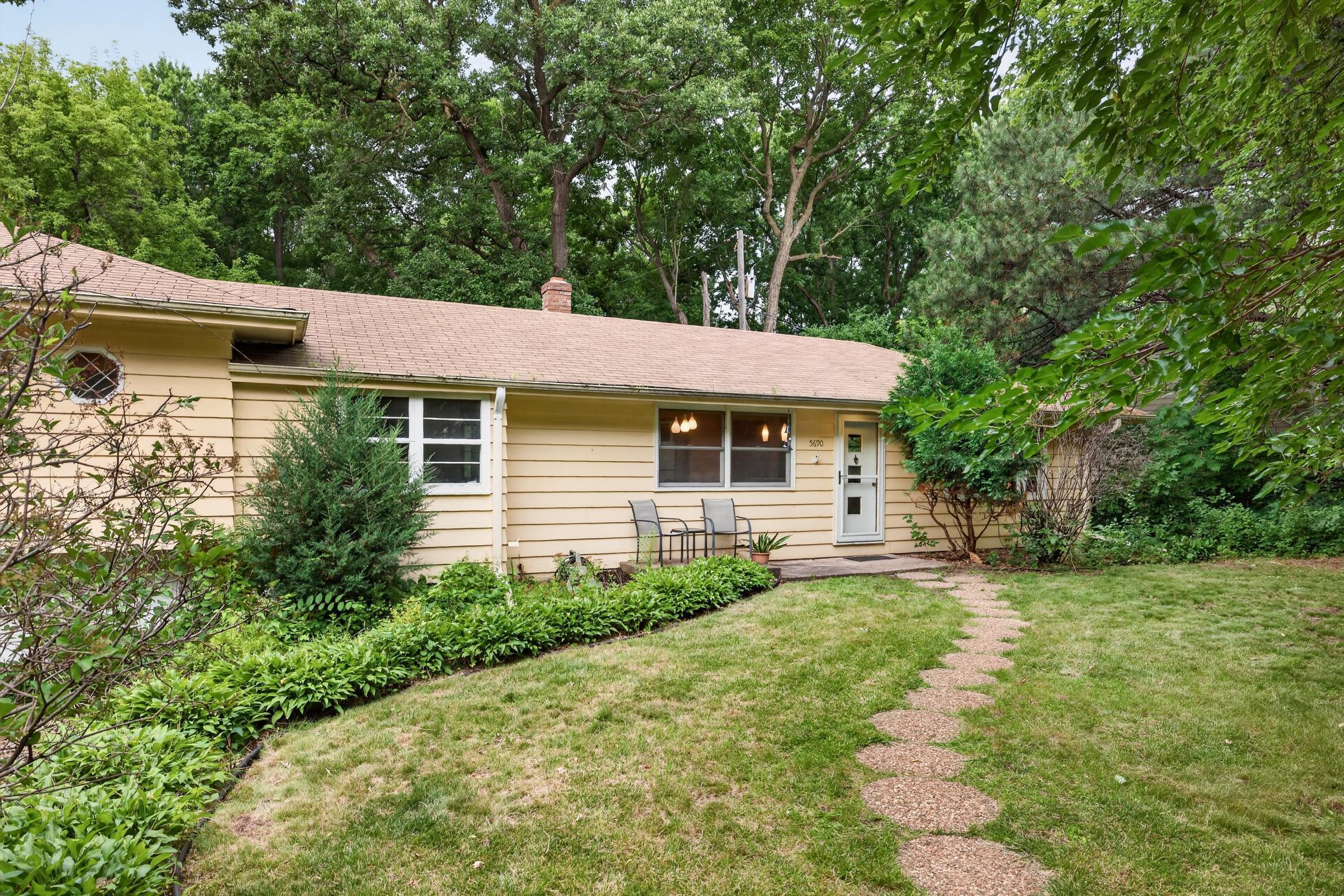 5690 Echo Road — photo