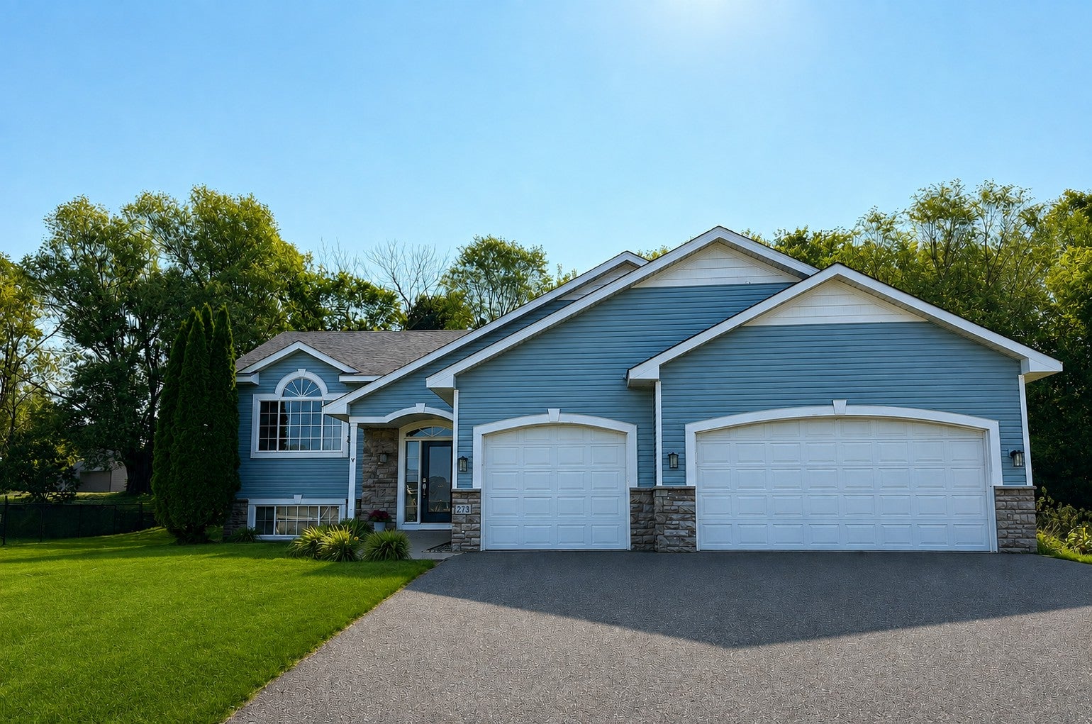 2733 Galway Court — photo