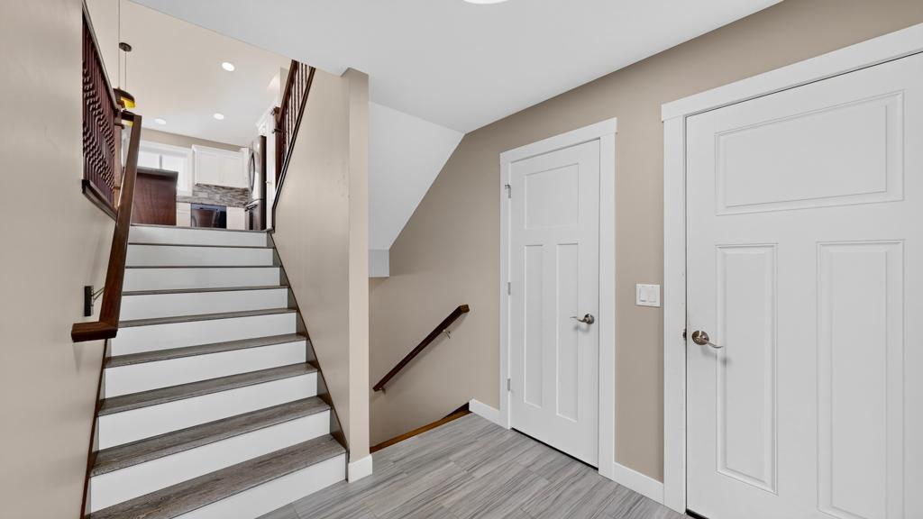 886 Portsmith Drive NW, Rochester, MN 55901 — photo 2