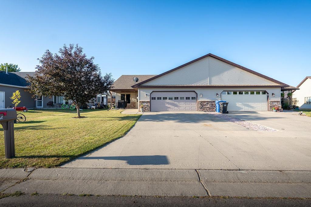 1105 Southwood Drive — photo