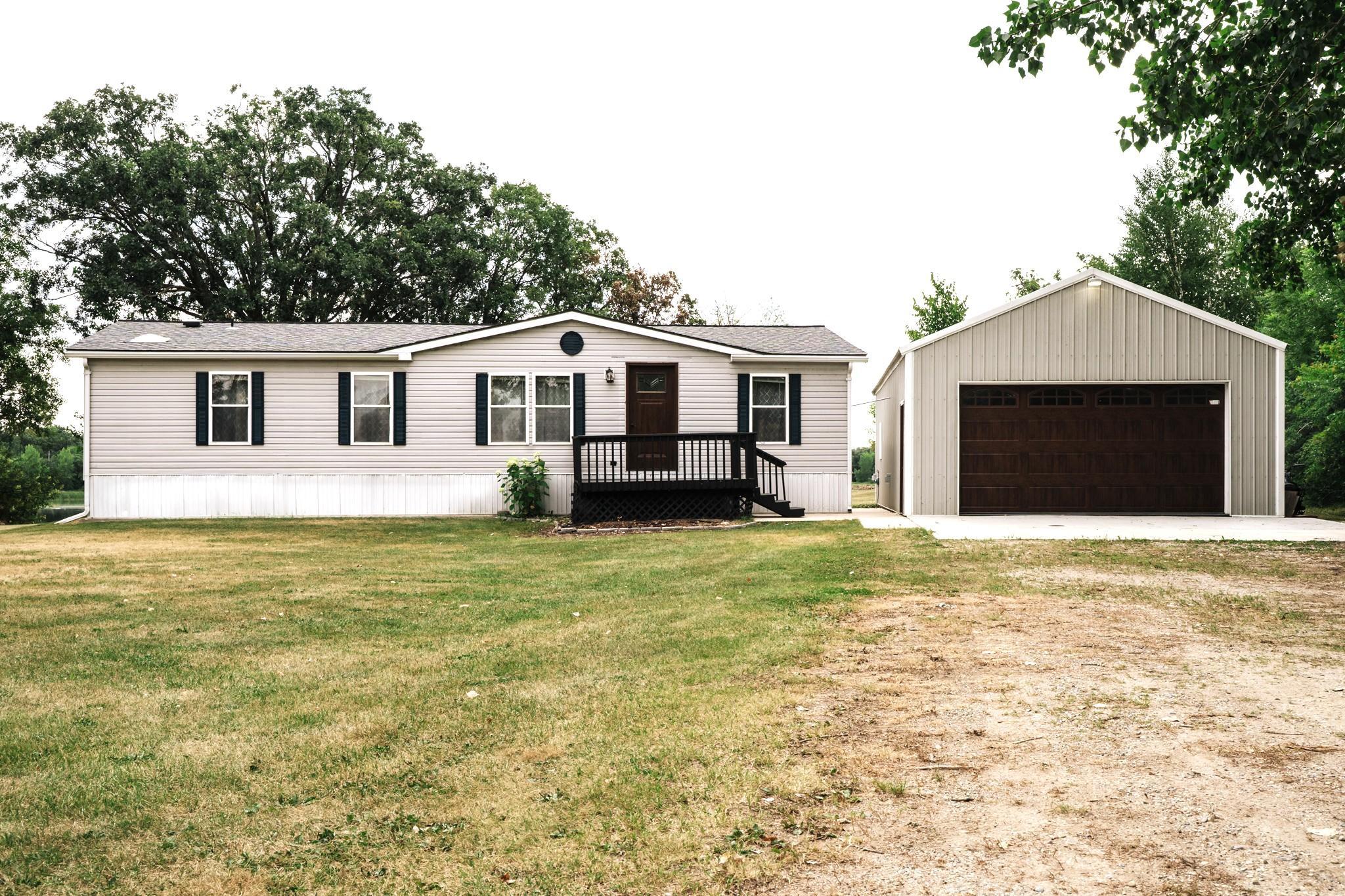 20811 Pine Ridge Circle SE — photo