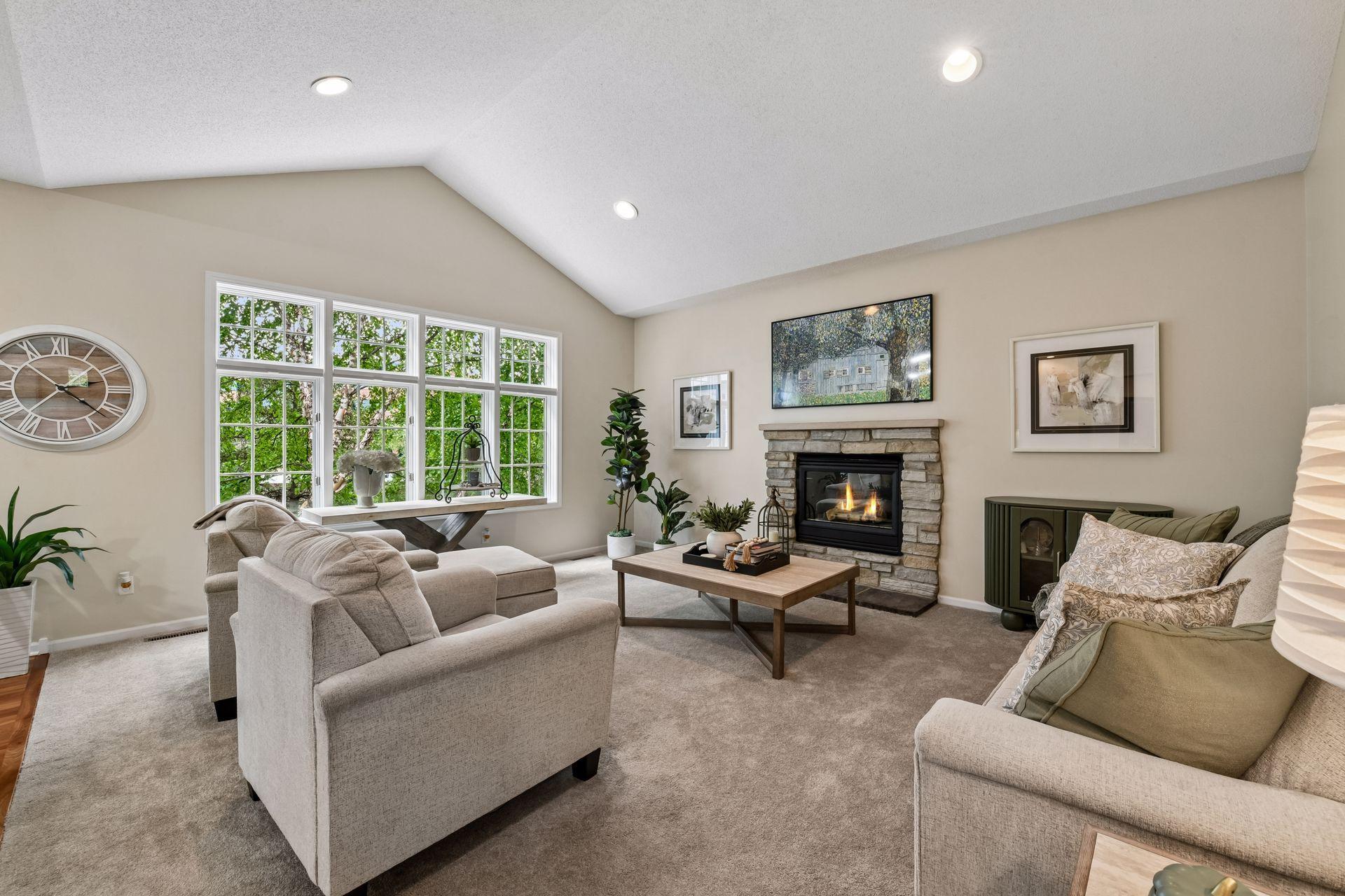 4908 Malibu Drive — photo