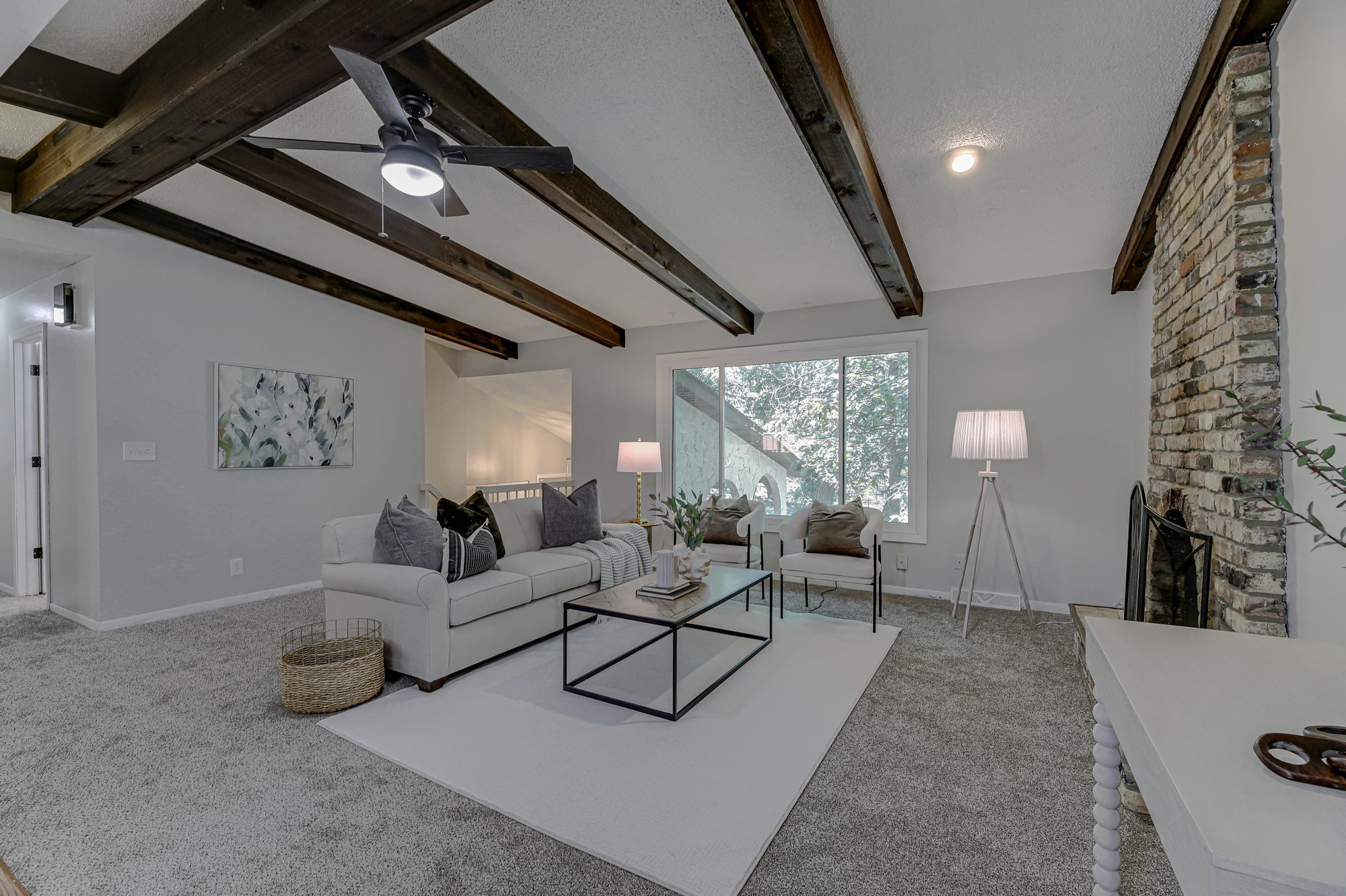 16010 Oak Shore Drive — photo