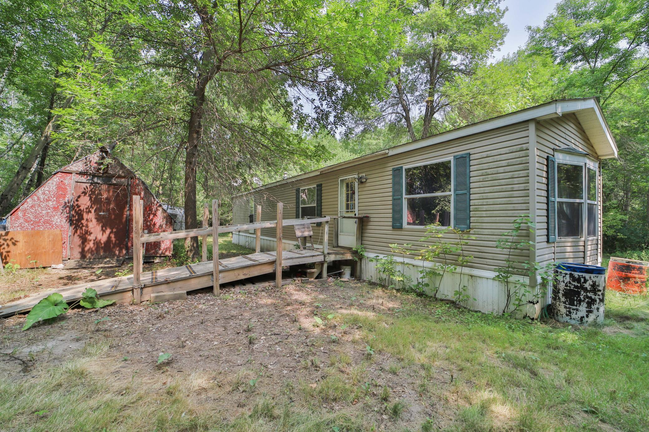 13018 Fairfield Drive — photo