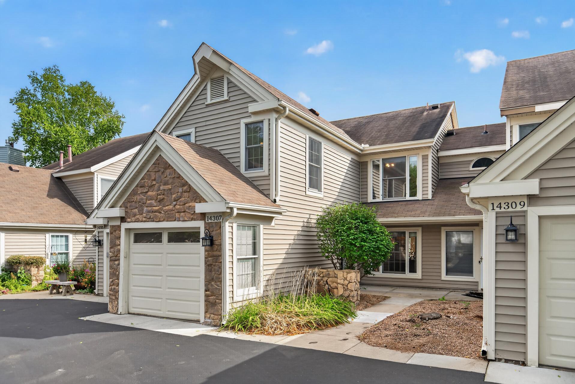 14307 Bedford Drive — photo