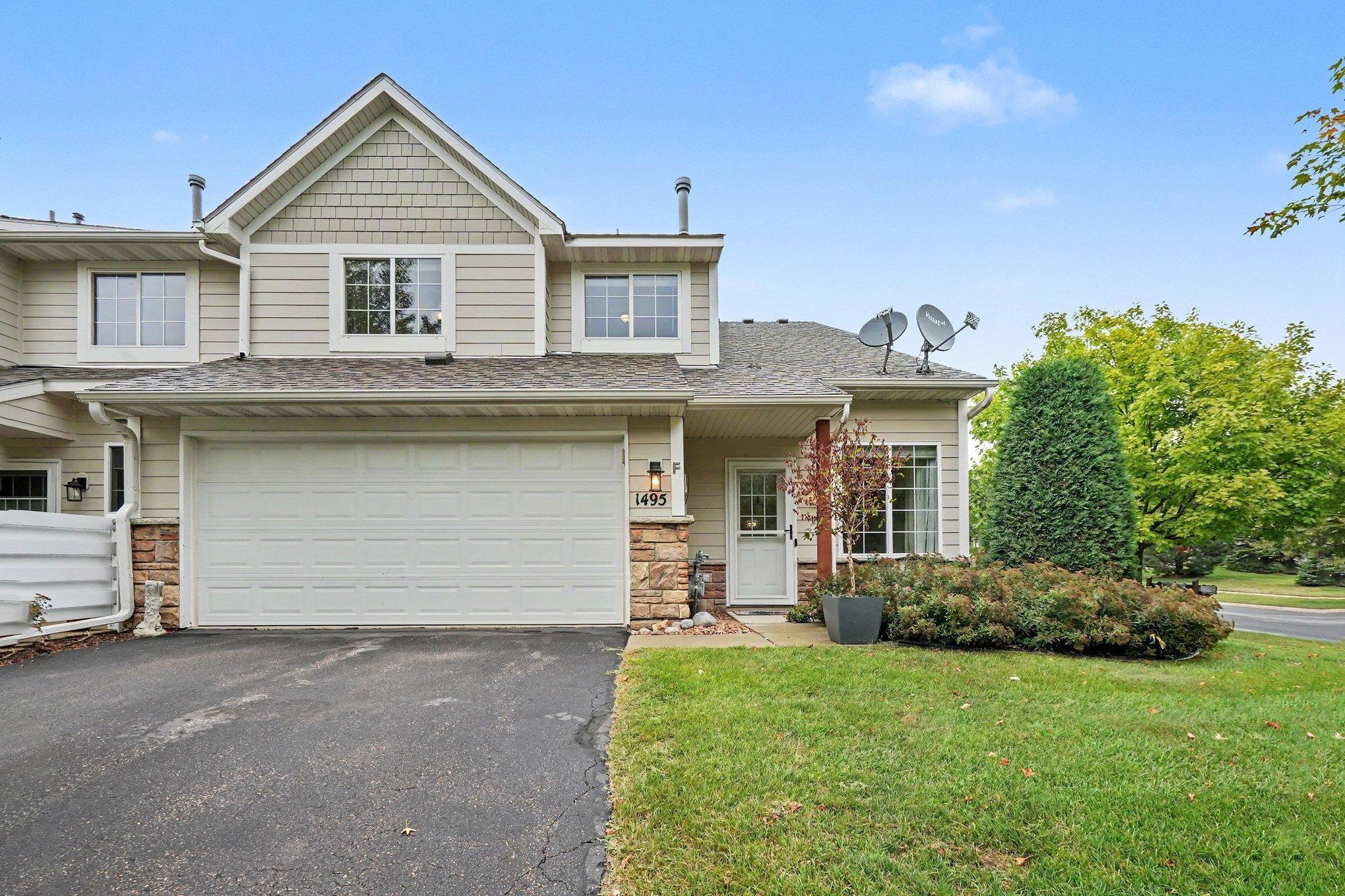 1495 Riverpointe Road F — photo